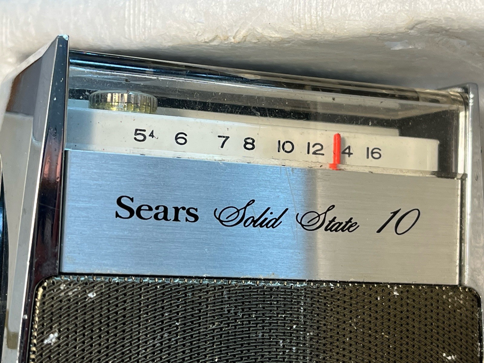 Vintage Sears Silvertone Solid State AM/FM Personal 10 Radio, For Parts / Repair