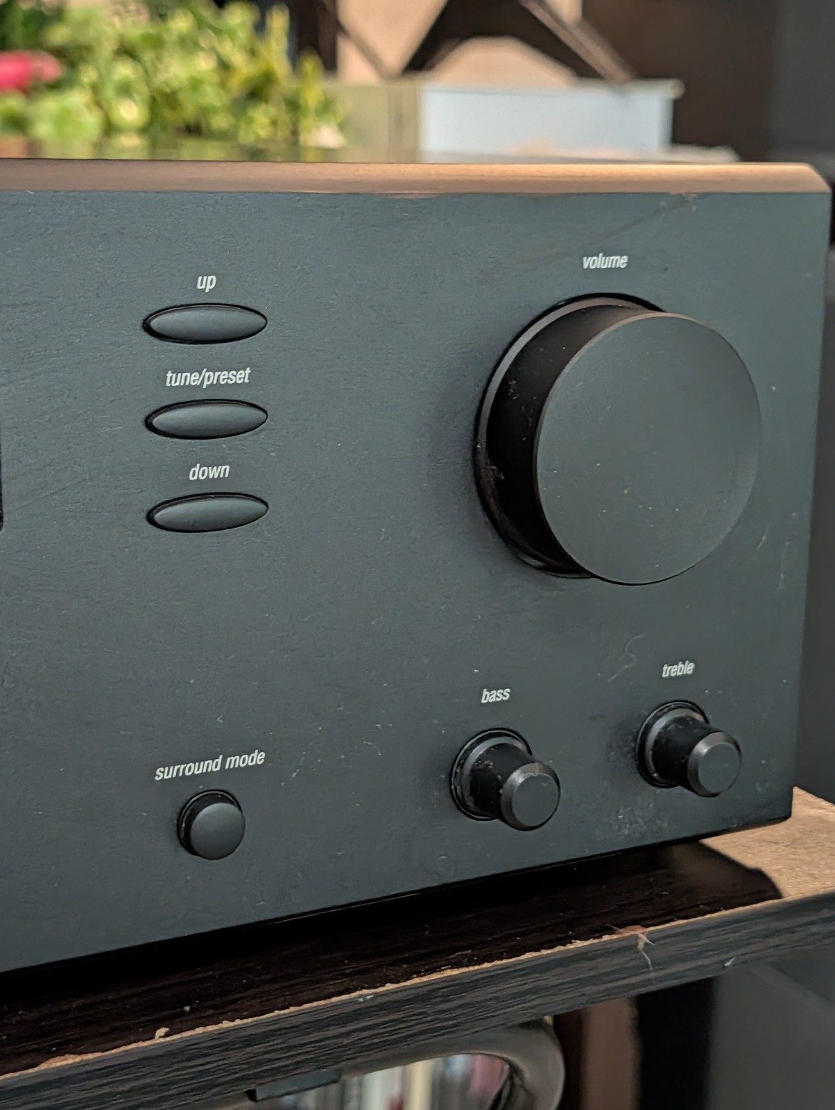 ADCOM GTP-830 Surround Sound Processor Preamplifier 120/240v W/Remote And Box
