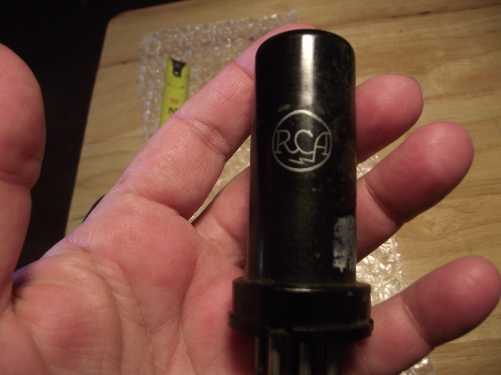 VINTAGE UNITED STATES NAVY RCA VACUUM TUBE CRC 12A6.