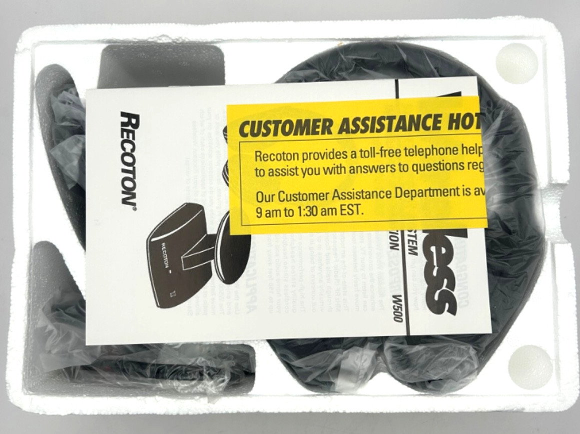 Vintage Recoton W500 Wireless Stereo Headphones 900MHz RF Open Box 1994