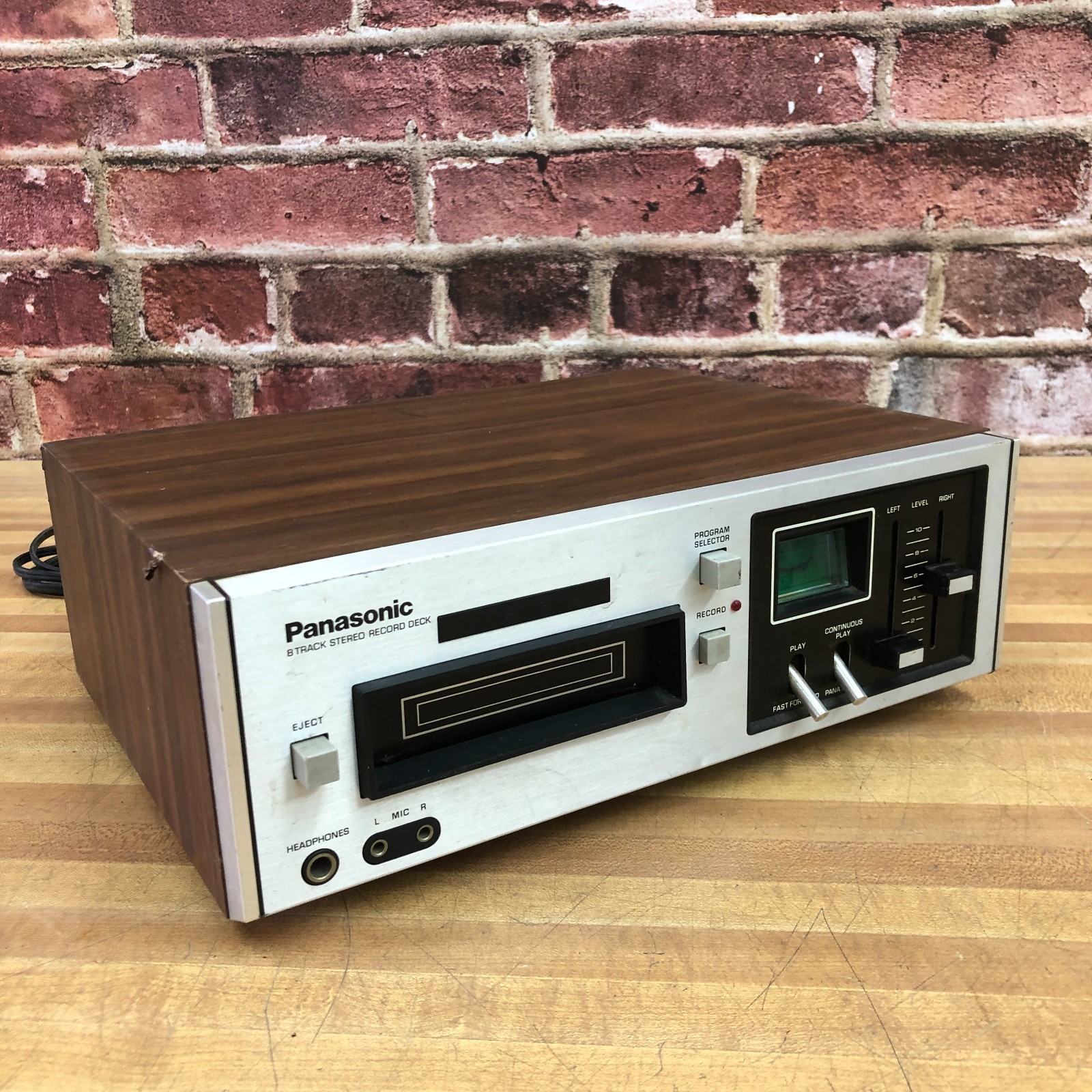 Panasonic RS-805US 8-Track Tape Recorder Wood Grain/Silver Made in Japan (WORKS)