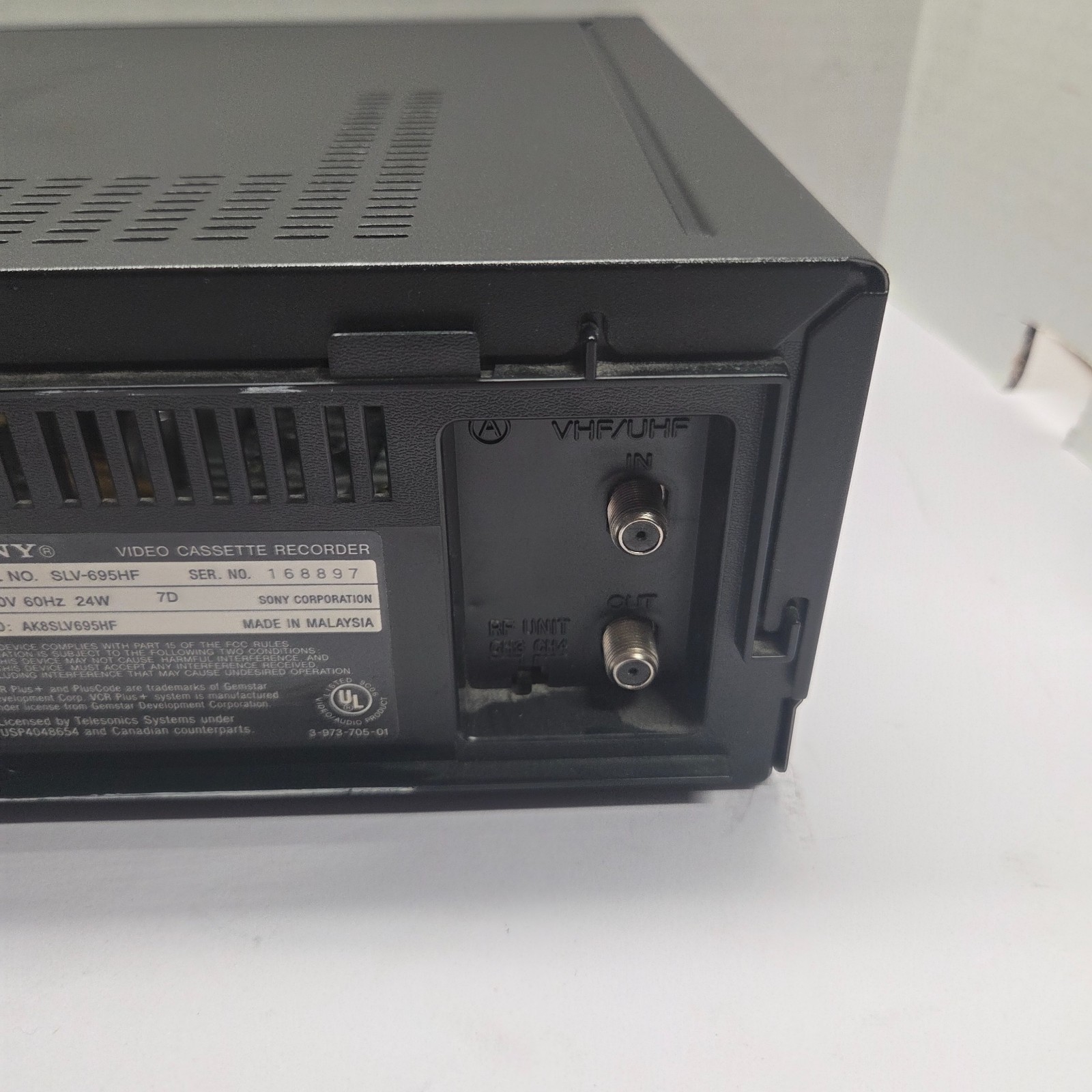 SONY SLV-685HF Hi-Fi VHS VCR Player Recorder TESTED & WORKING