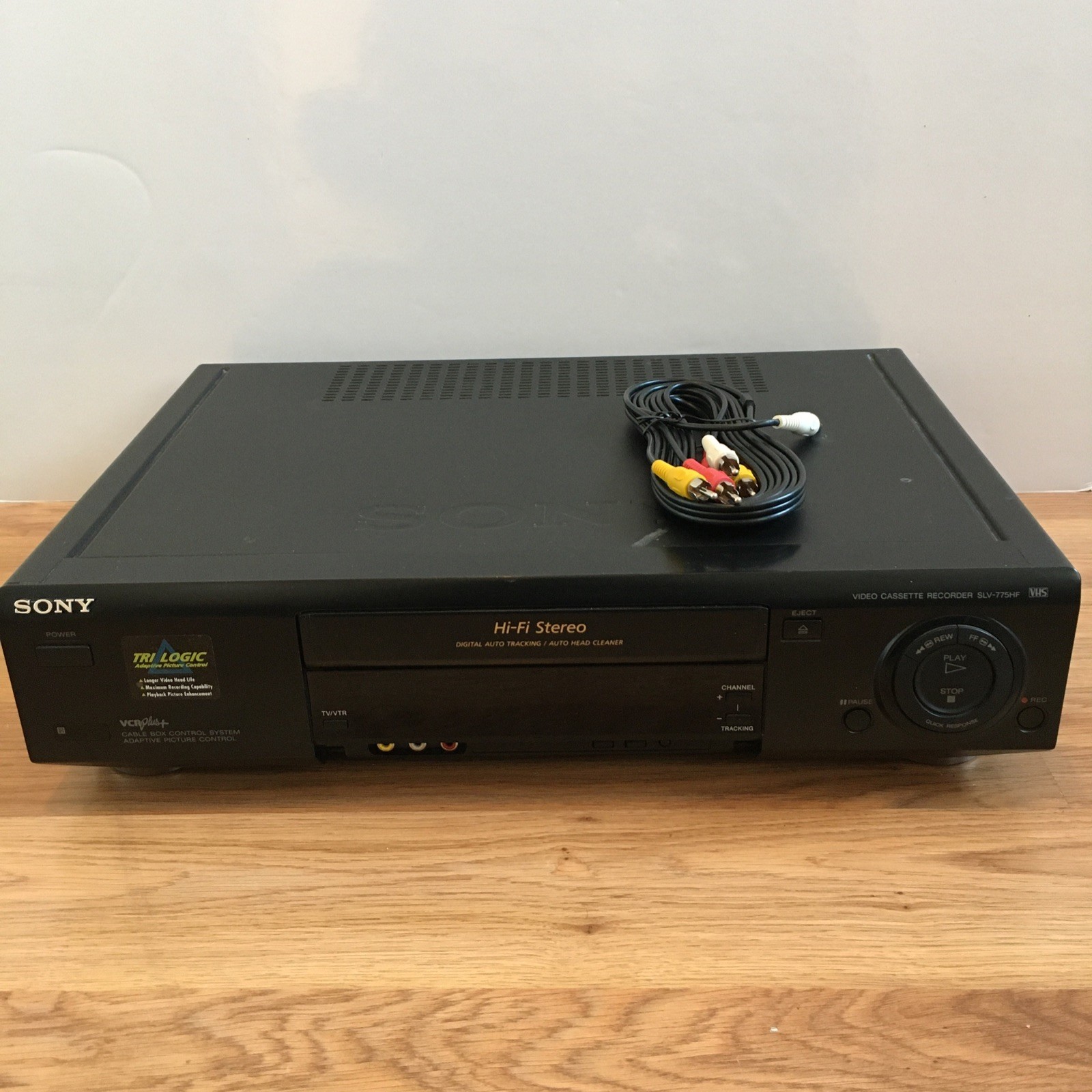 Sony SLV-N71 Hi-Fi VHS VCR Video Cassette Recorder Player VCR Plus+ Very Clean