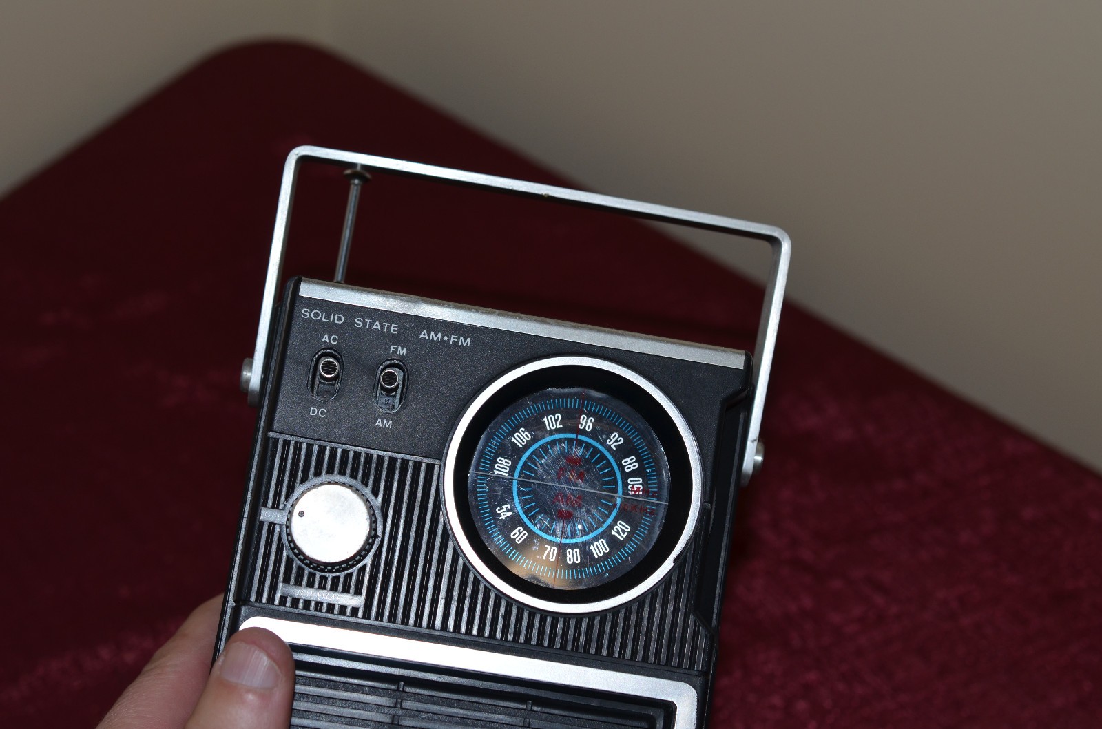vintage radio Seville solid state FM AM radio 1801AFM