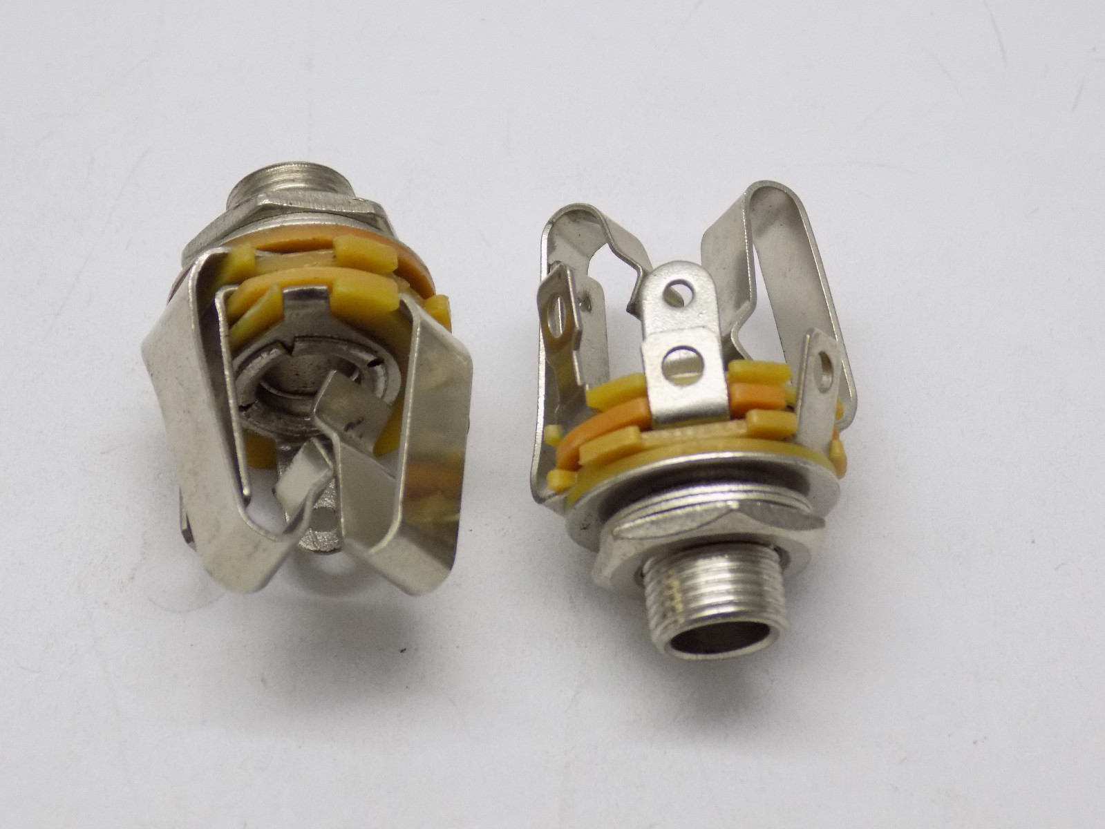 1x Jin Ruh JR1801 6.35mm 1/4″ Female Stereo Audio Jack With Switch Socket Panel