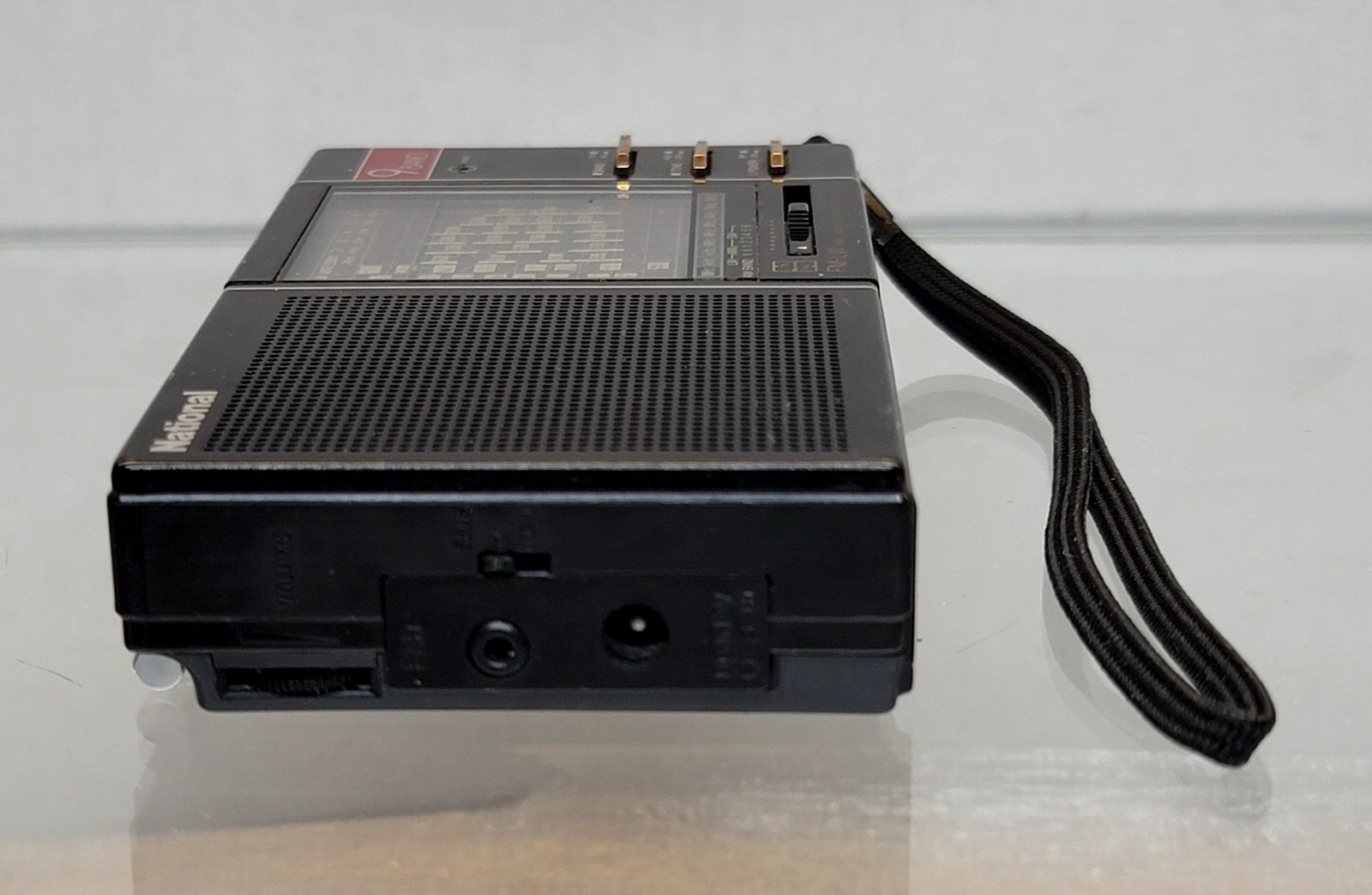 National Panasonic RF-9L Multi-Band Radio FM LW MW SW1 Tested Working See video