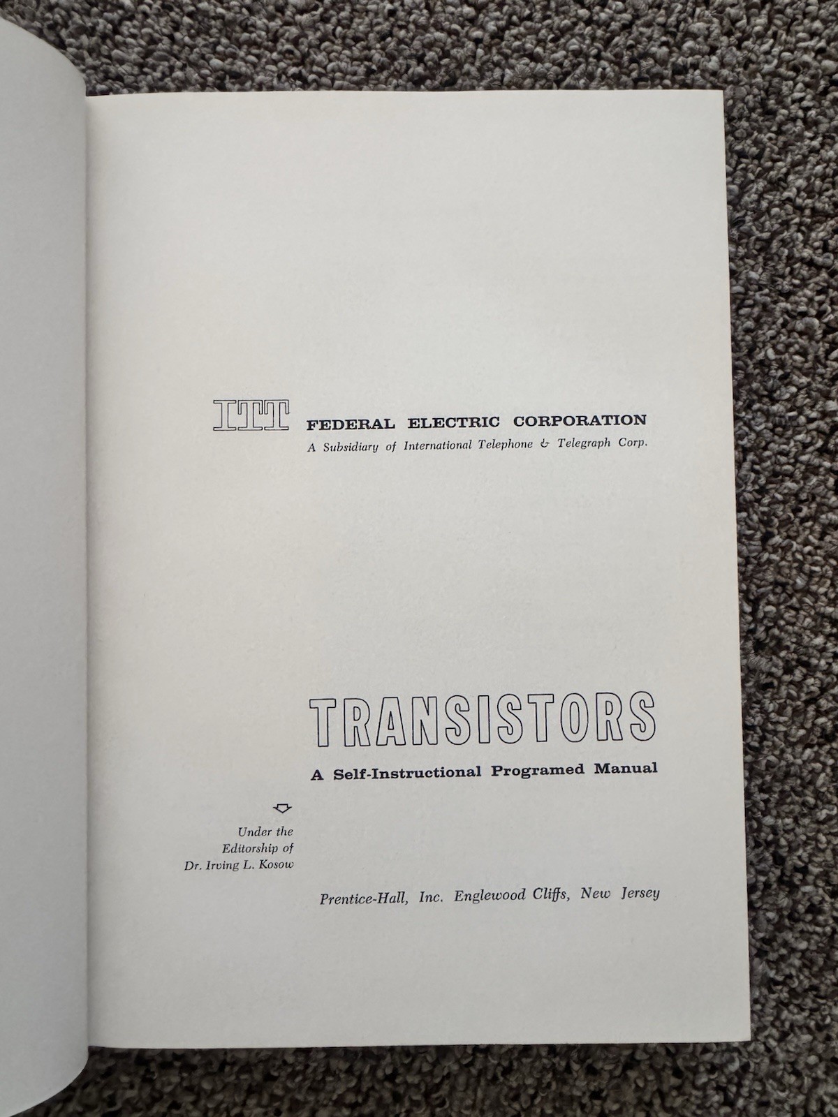 Transistors A Self-Instructional Programed Manual ITT Federal 63-14547