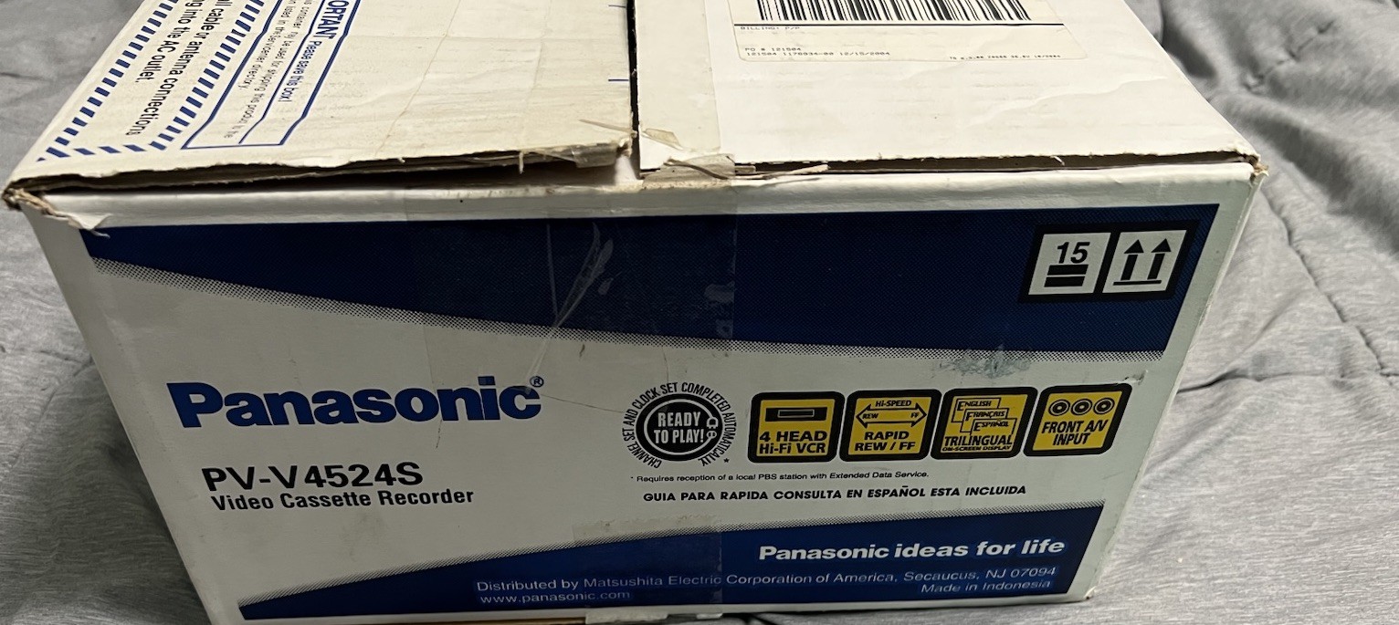 Panasonic BLUE LINE PV-V4524S 4 Head Hi-Fi Omnivision VHS VCR W/ BOX & Remote