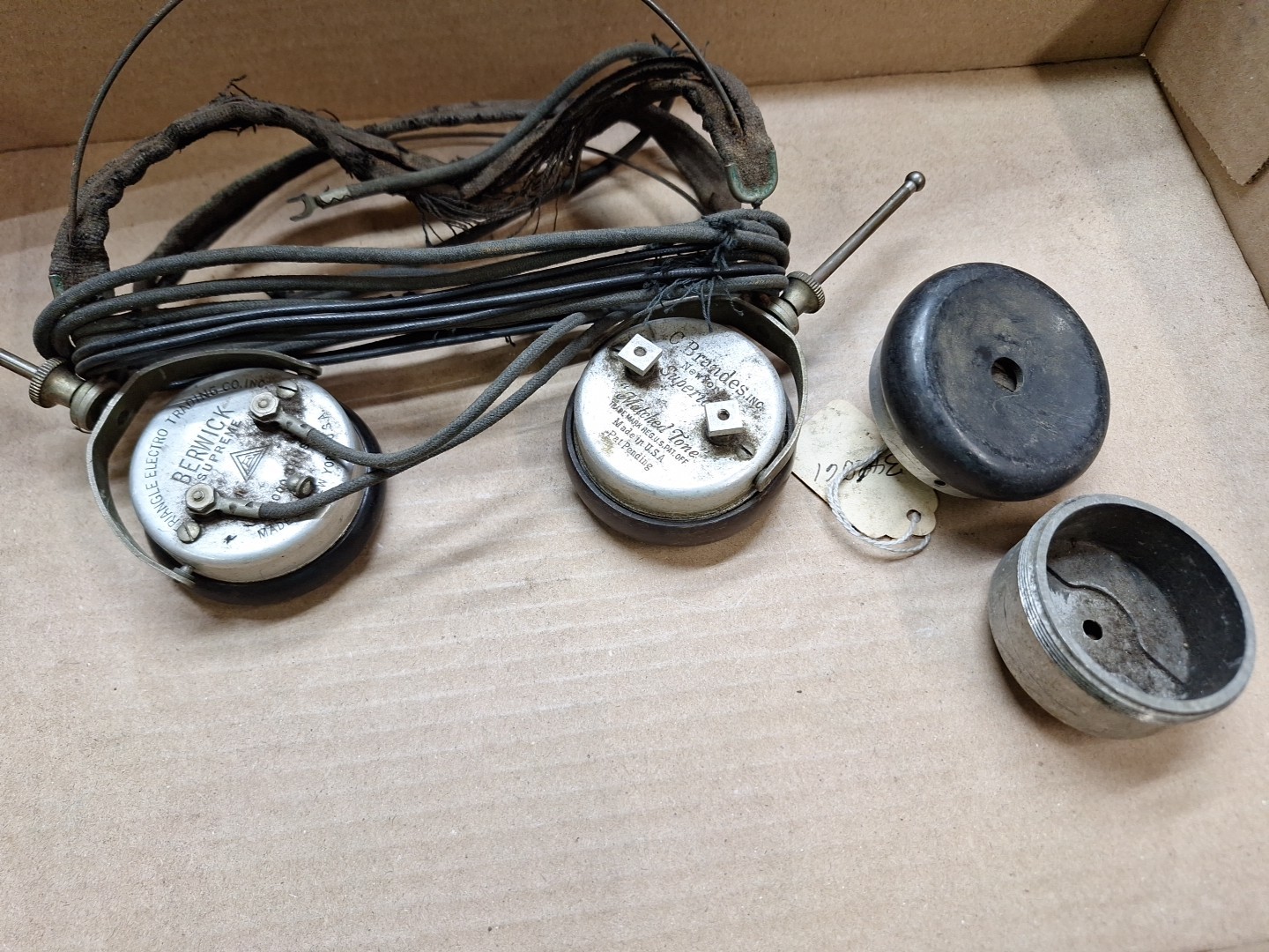 Vintage Headphones Head Phones For Early Battery Radio TRF OPEN