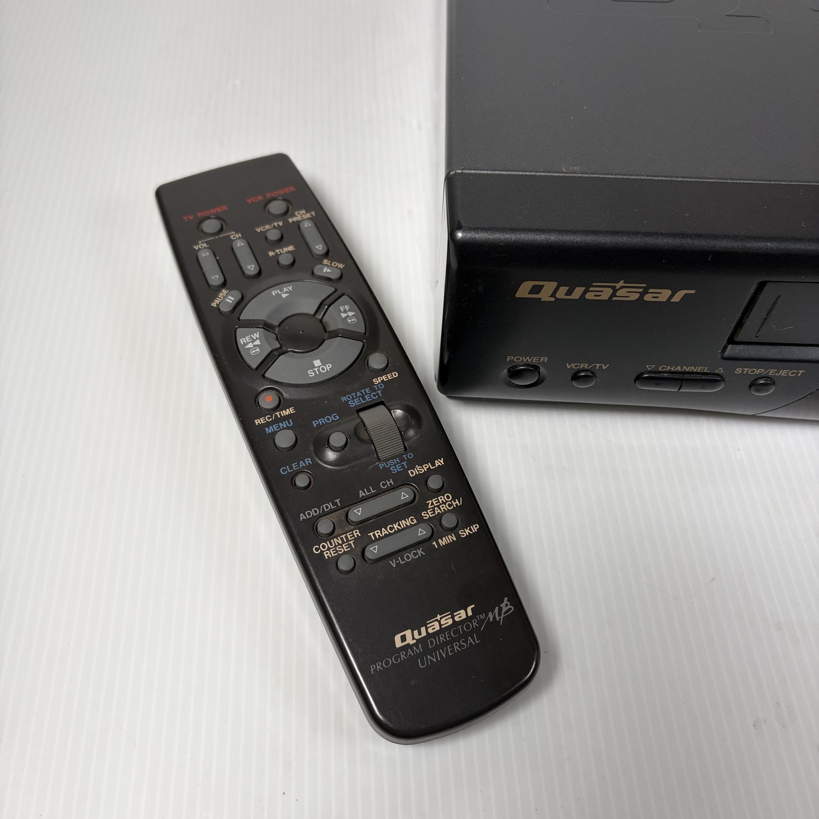 Quasar VHQ440 4 Head VCR W/ Remote Made in Japan Tested & Working