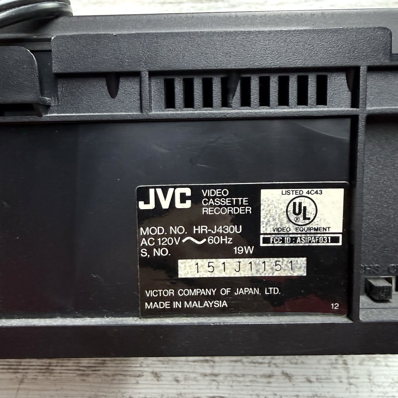 VTG JVC VHS VCR HR-J430U With Remote TESTED WORKS