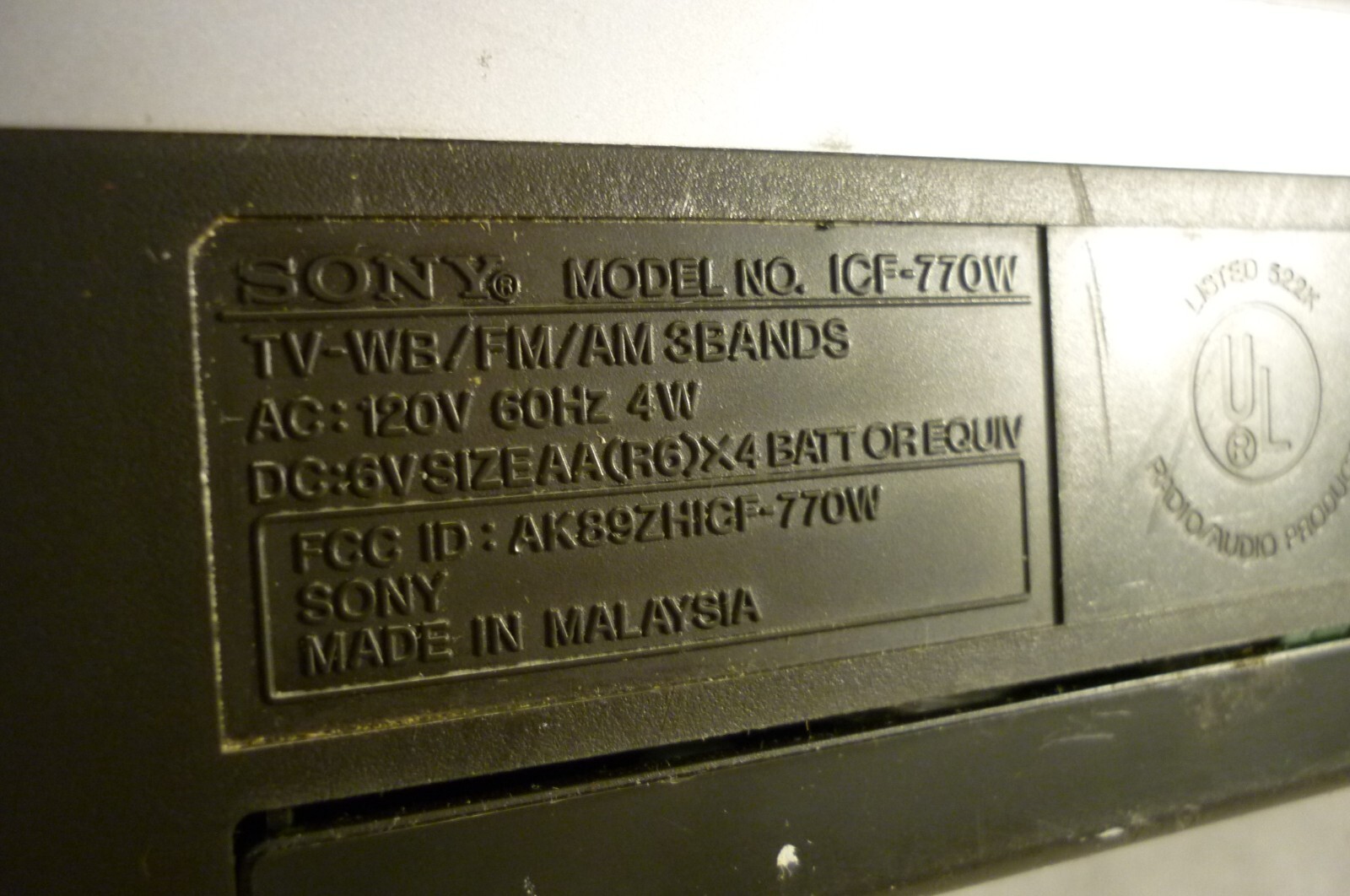 SONY TV-WEATHER /FM/AM 3 BAND RECEIVER ICF-770W MODEL ICF-770W