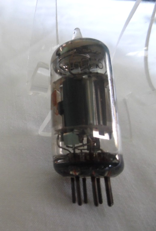 LOT OF 4 VINTAGE VACUUM TUBES-6GF7A RCA, 6EW6, 6GM6 RCA, 6FQ5-ALL TESTED STRONG