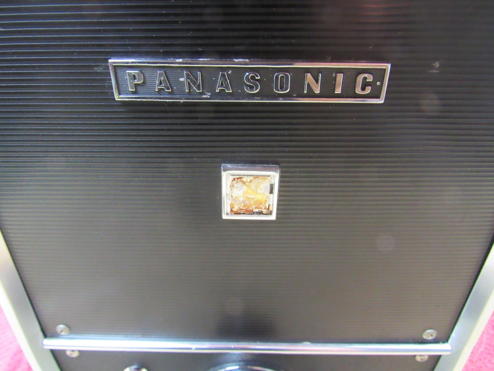 Vintage Panasonic WV-350P Vidicon TV Camera Built in Monitor Television