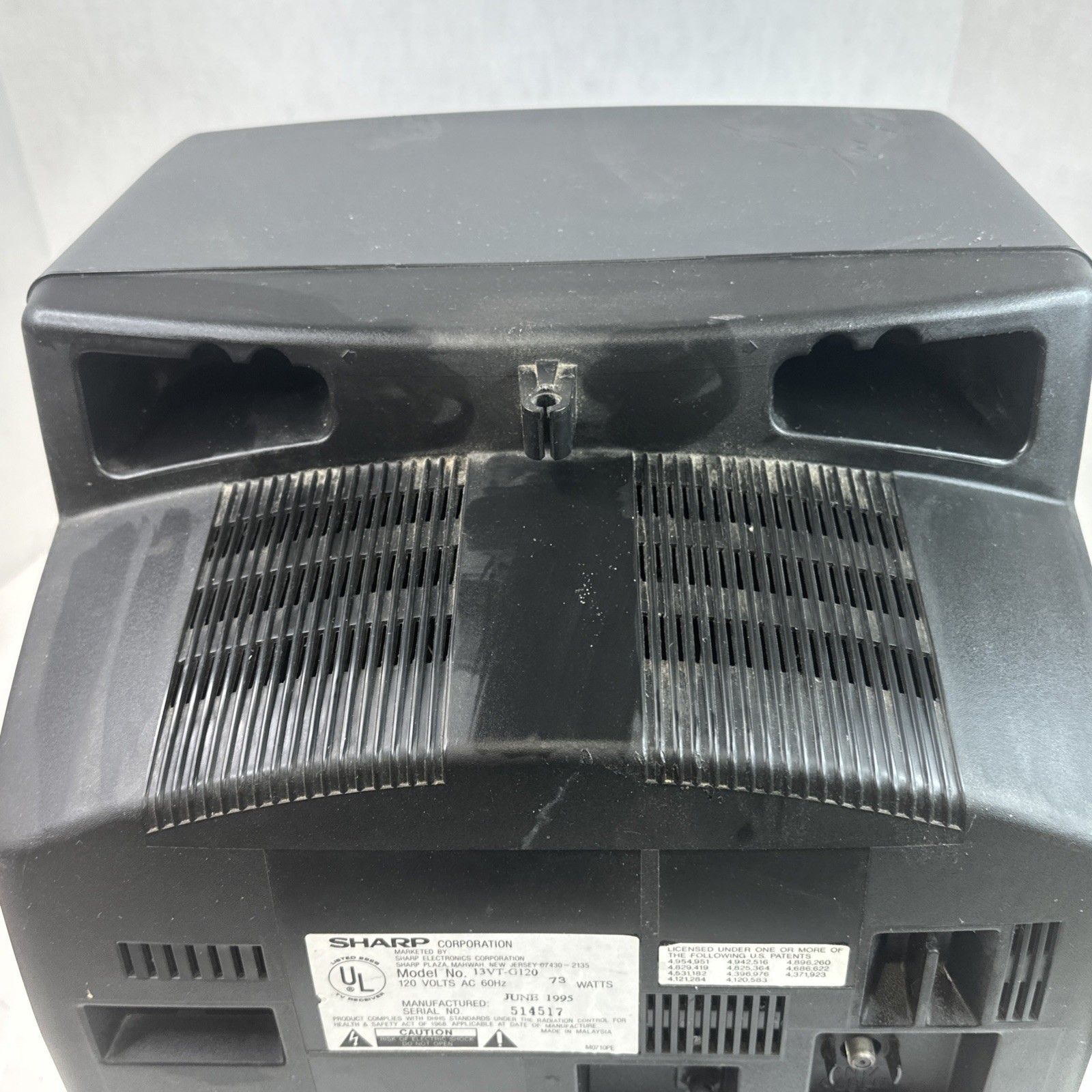 Sharp 90’s Retro CRT 13″ TV VCR VHS Player Combo 13VT-G120 Gamer Gaming TESTED