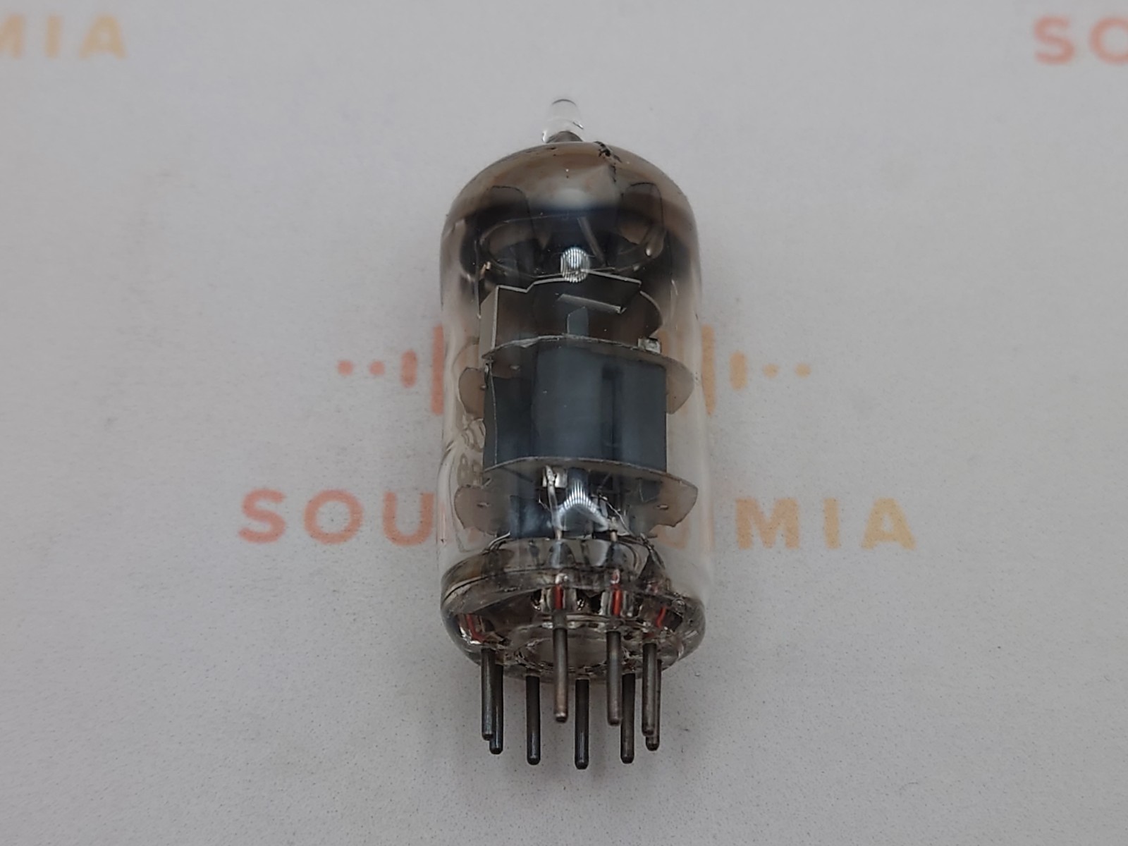 1x Philips ECC88 6DJ8 D-Getter Pinched Waist – Adzam Label – Heerlen ’57 -Strong