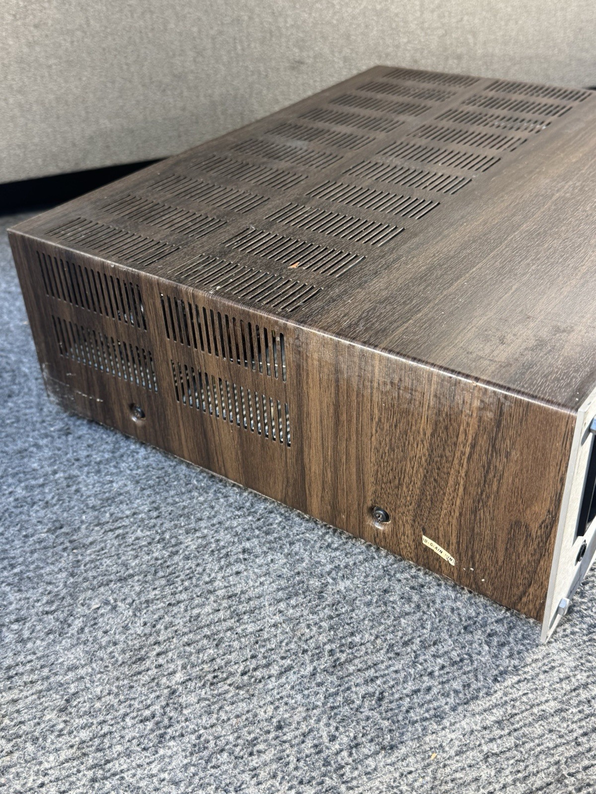 Vintage Marantz Model 2220B AM/FM Stereo Receiver — Tested & Working