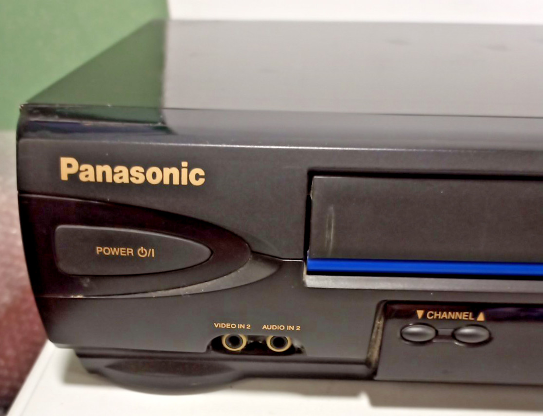 Panasonic PV-V4022 Omnivision 4 Head VCR w/ Remote TESTED WORKS