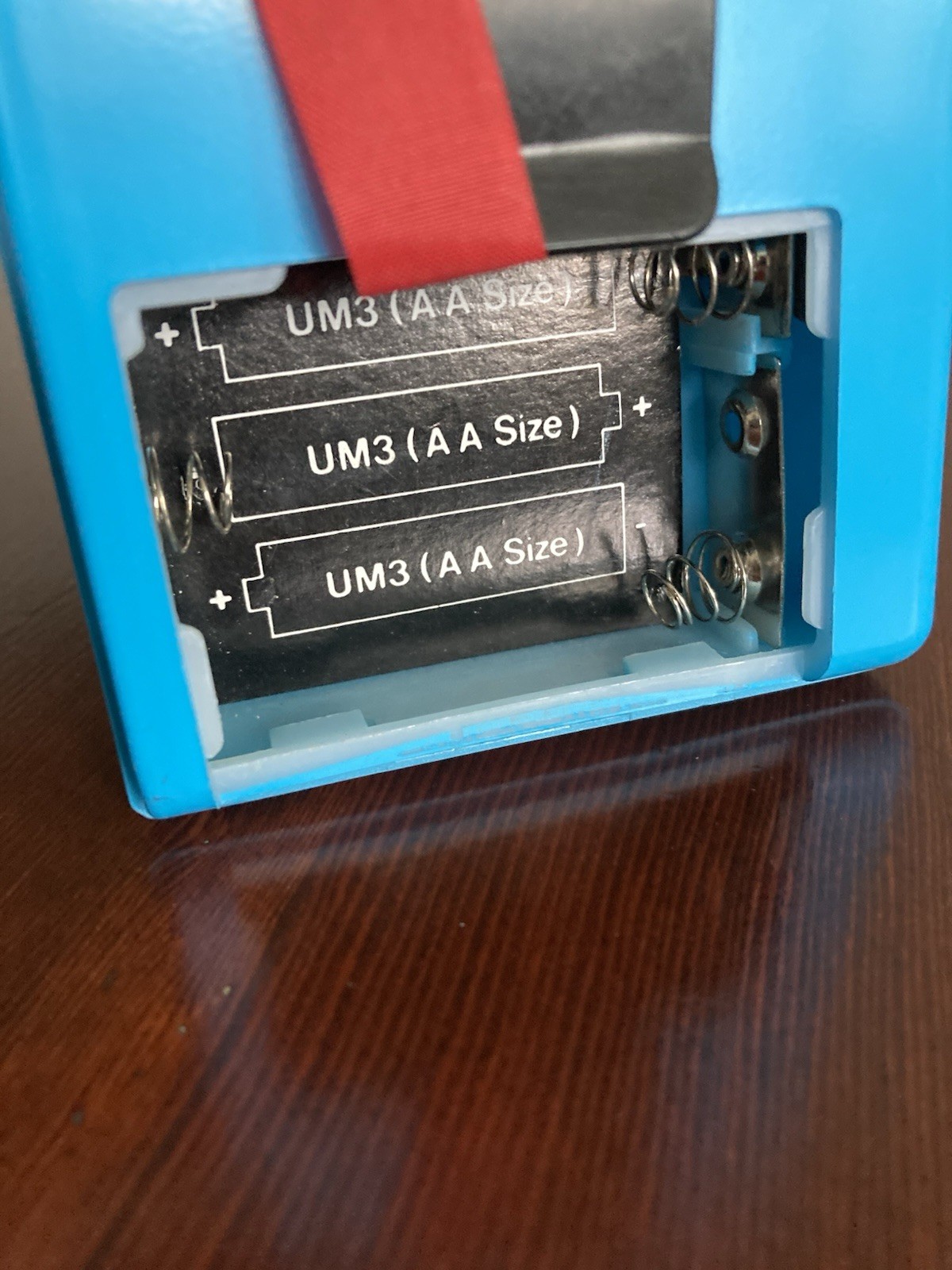 Pocket Radio AM FM Stereo Blue Retro Geometric Design – WORKS