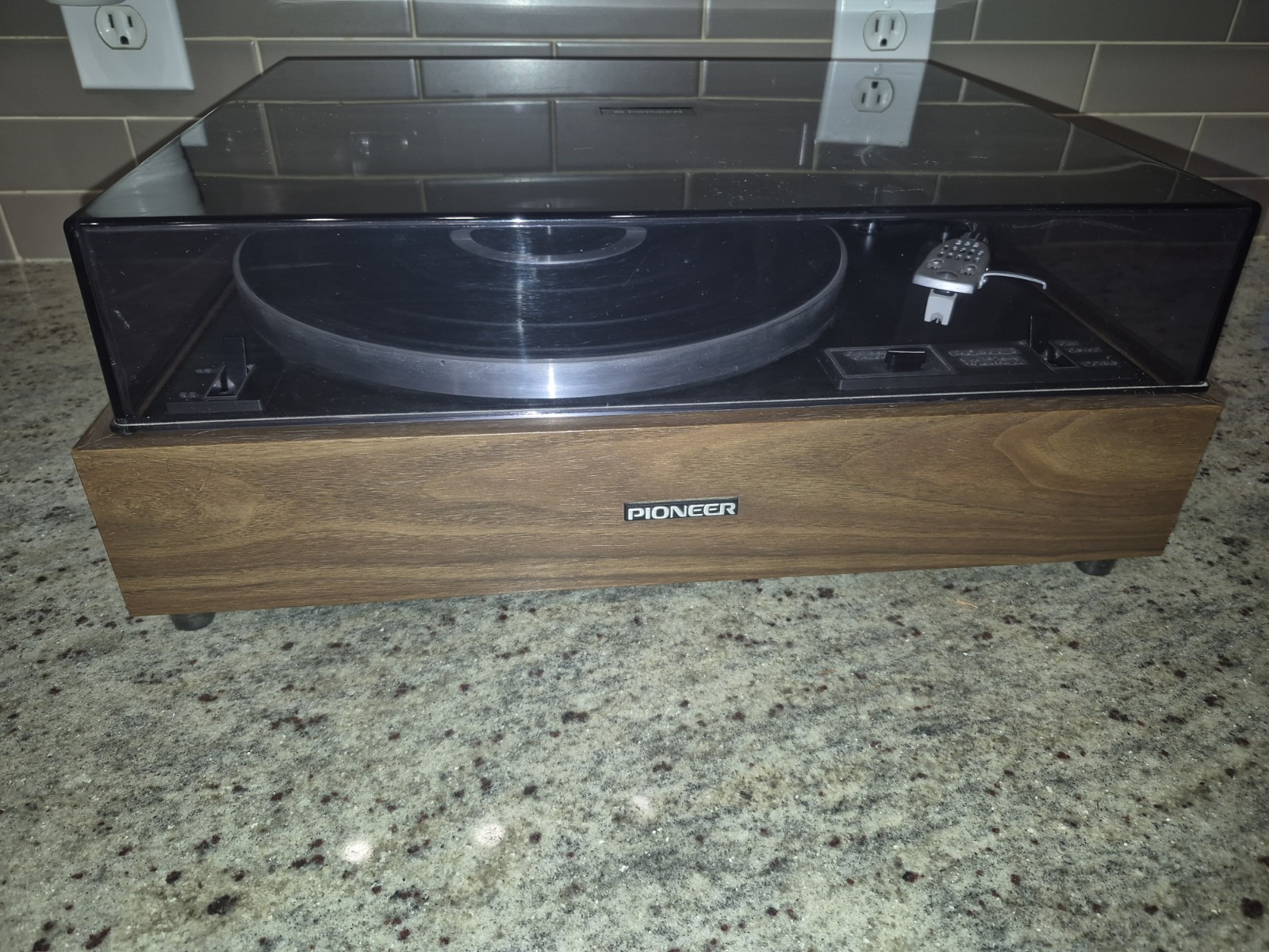 Pioneer PL-12D II Vintage Belt Drive Turntable Record Player Japan w/ Dust Cover