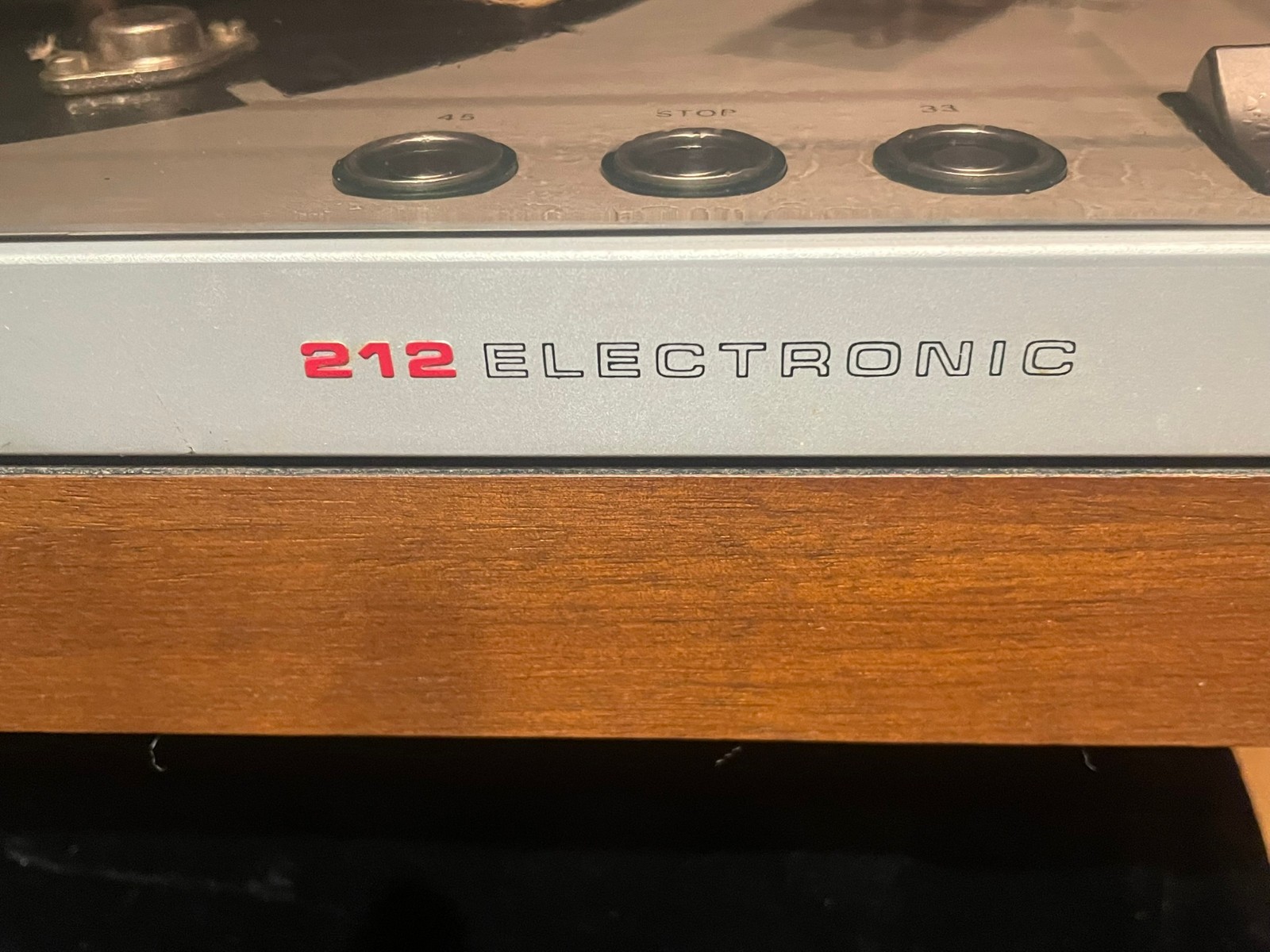 Philips GA- 212 Turntable. New Ortofon Omega 1eOne Owner. Very Good
