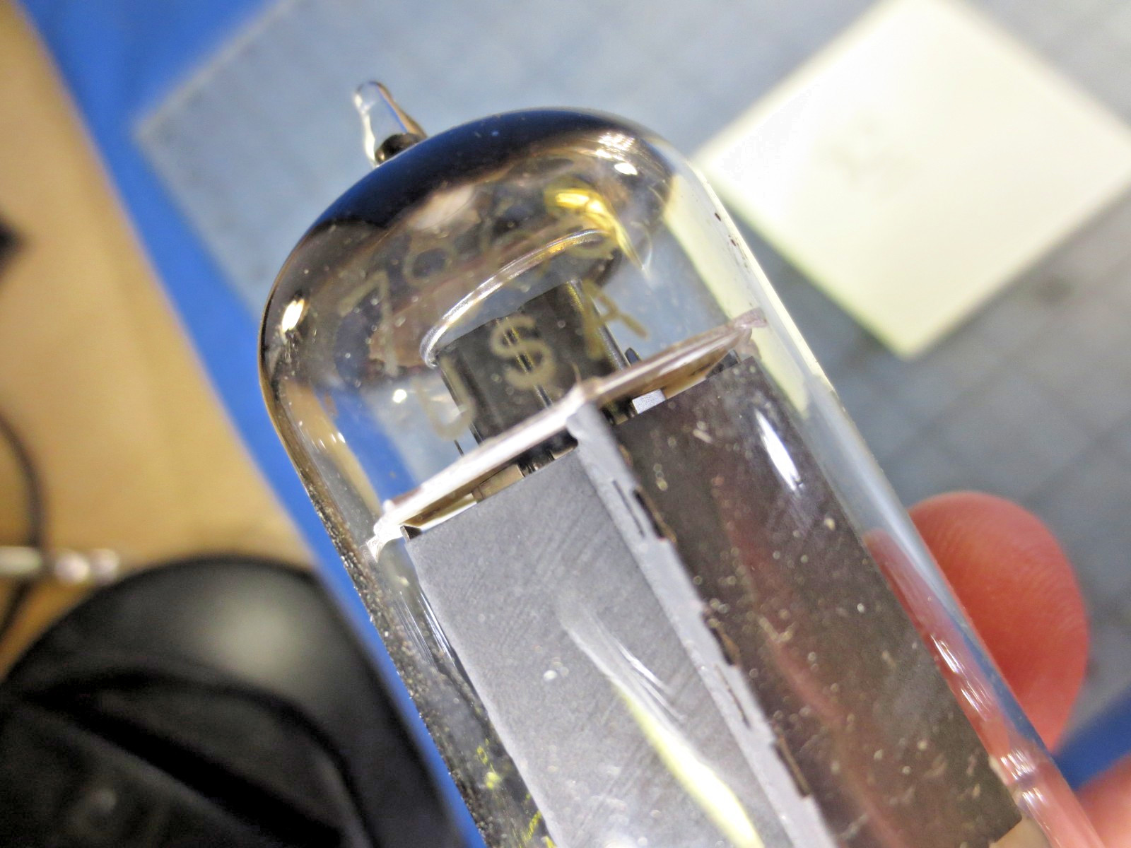 Sylvania 7868 Audio amplifier vacuum tube STRONG!! 88% (TESTED W/ B&K 747B)