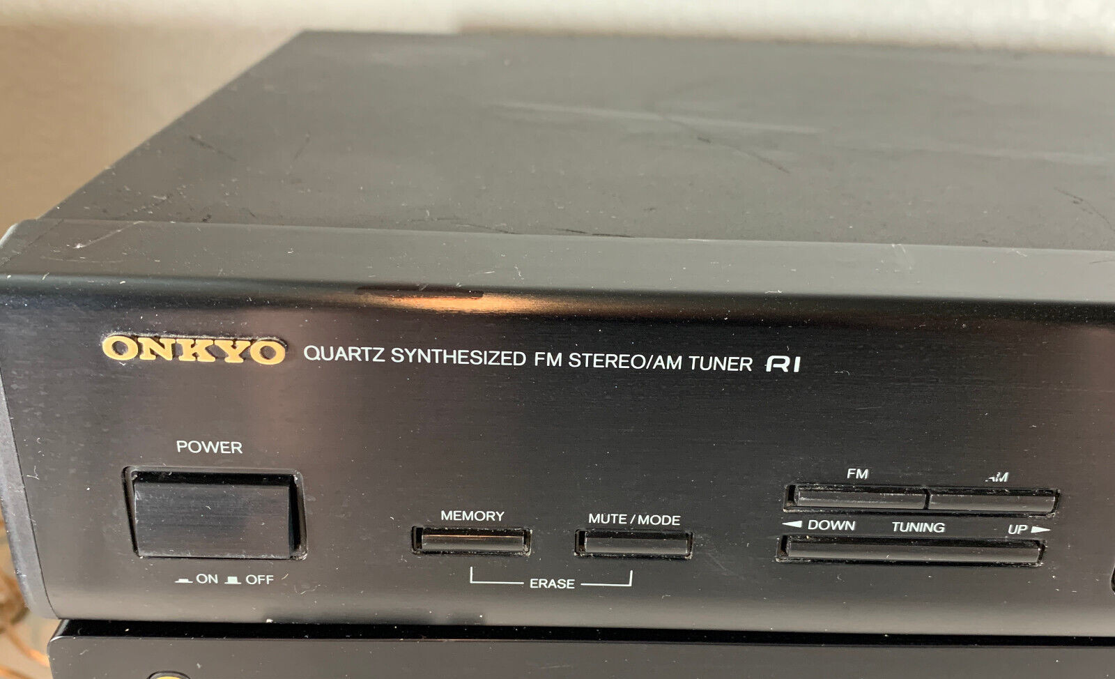 READ Warp Buttons Tested WORKS Onkyo T-401 Quartz Synthesized FM Stereo AM Tuner