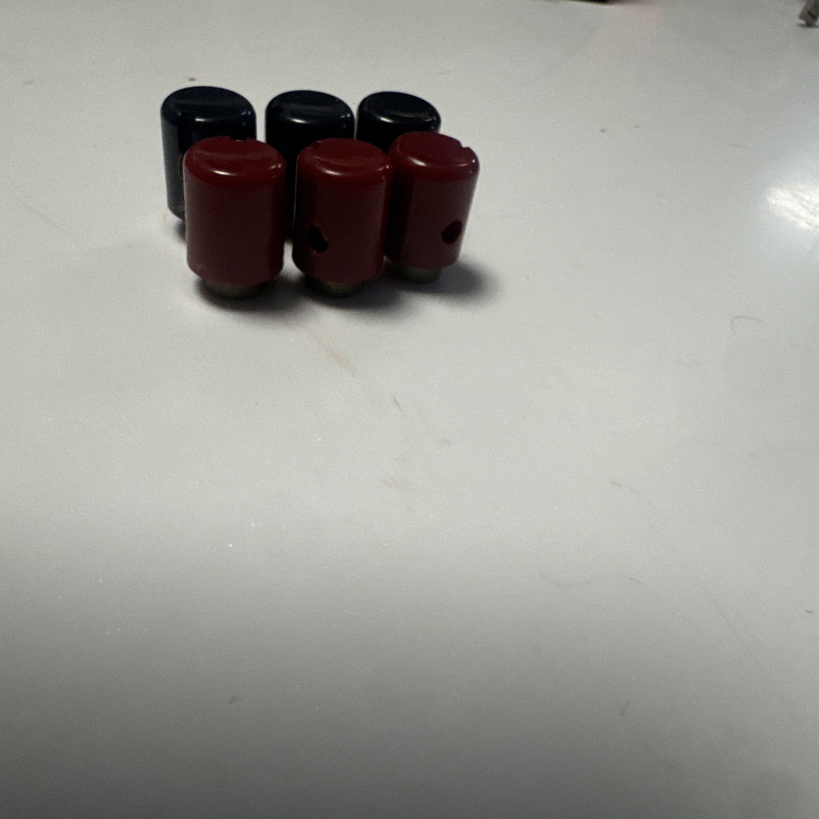 Pioneer HPM / Speaker Terminal Posts Red & Black Lot Of 6