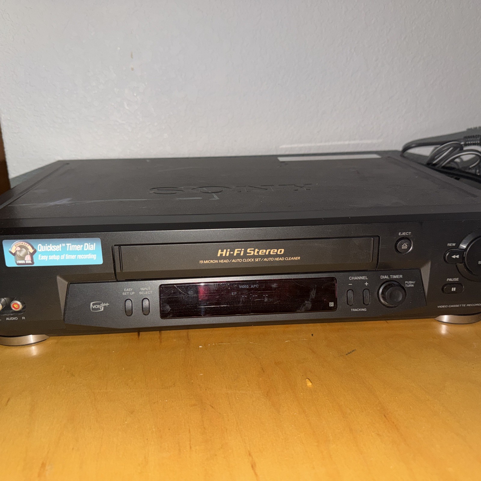 Sony SLV-N71 VHS Player VCR 4 Head HiFi Video Cassette Recorder Tested No Remote