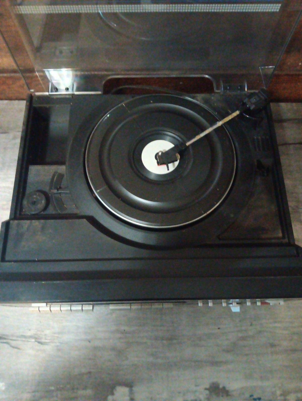 Magnavox MX 1800BK Black Integrated Compact Stereo System Record Player