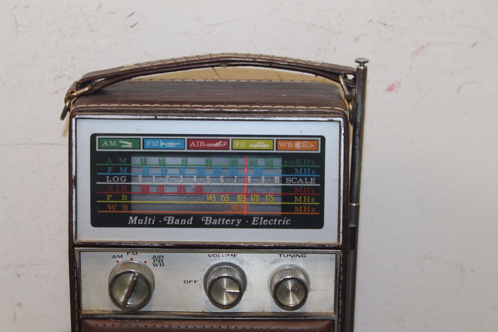 Vintage Marlin, Multi-Band, Battery, Electric Radio For Parts