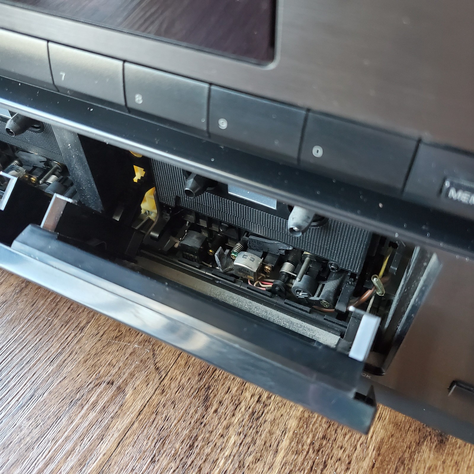 Sony HST-231 Stereo Tuner Cassette Combo Deck – Tested – Good Condition (READ)