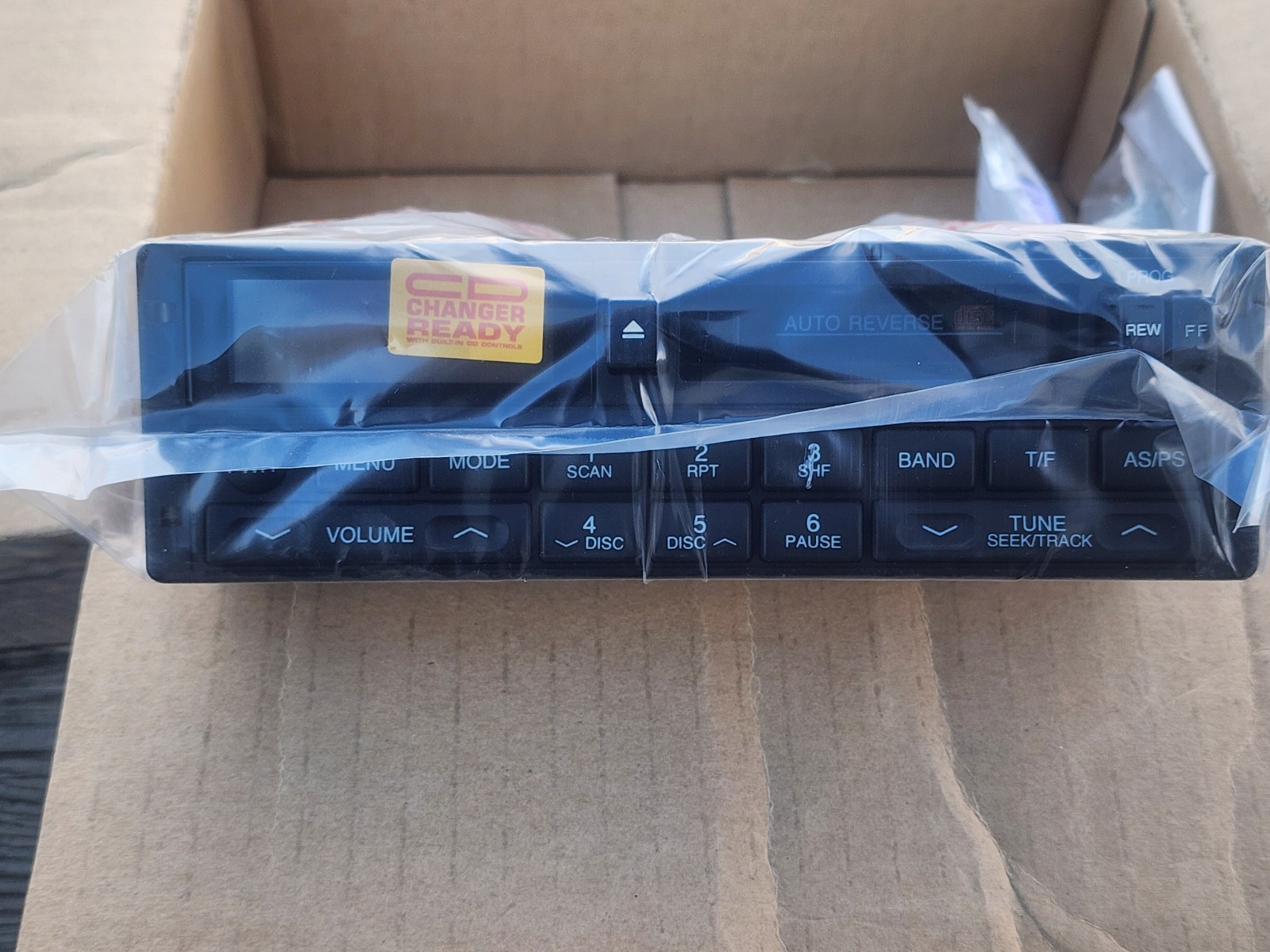 MUSTANG 94-97 AUDIOVOX AM FM CASSETTE CD CONTROL stereo NOS sealed Saleen Cobra