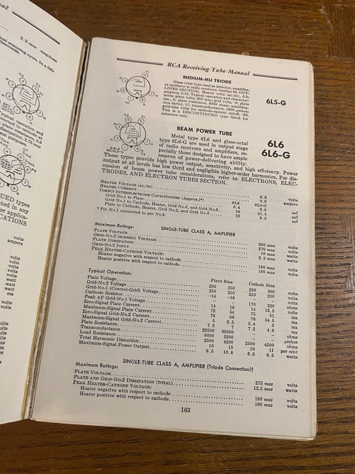 1950s RCA Receiving Tube Manual RC-17