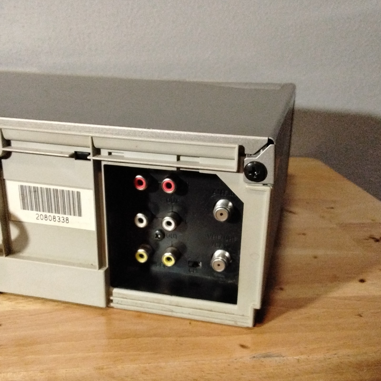 SANYO VWM-710 Hi-Fi VCR VHS Video Cassette Recorder 4-Head VCR