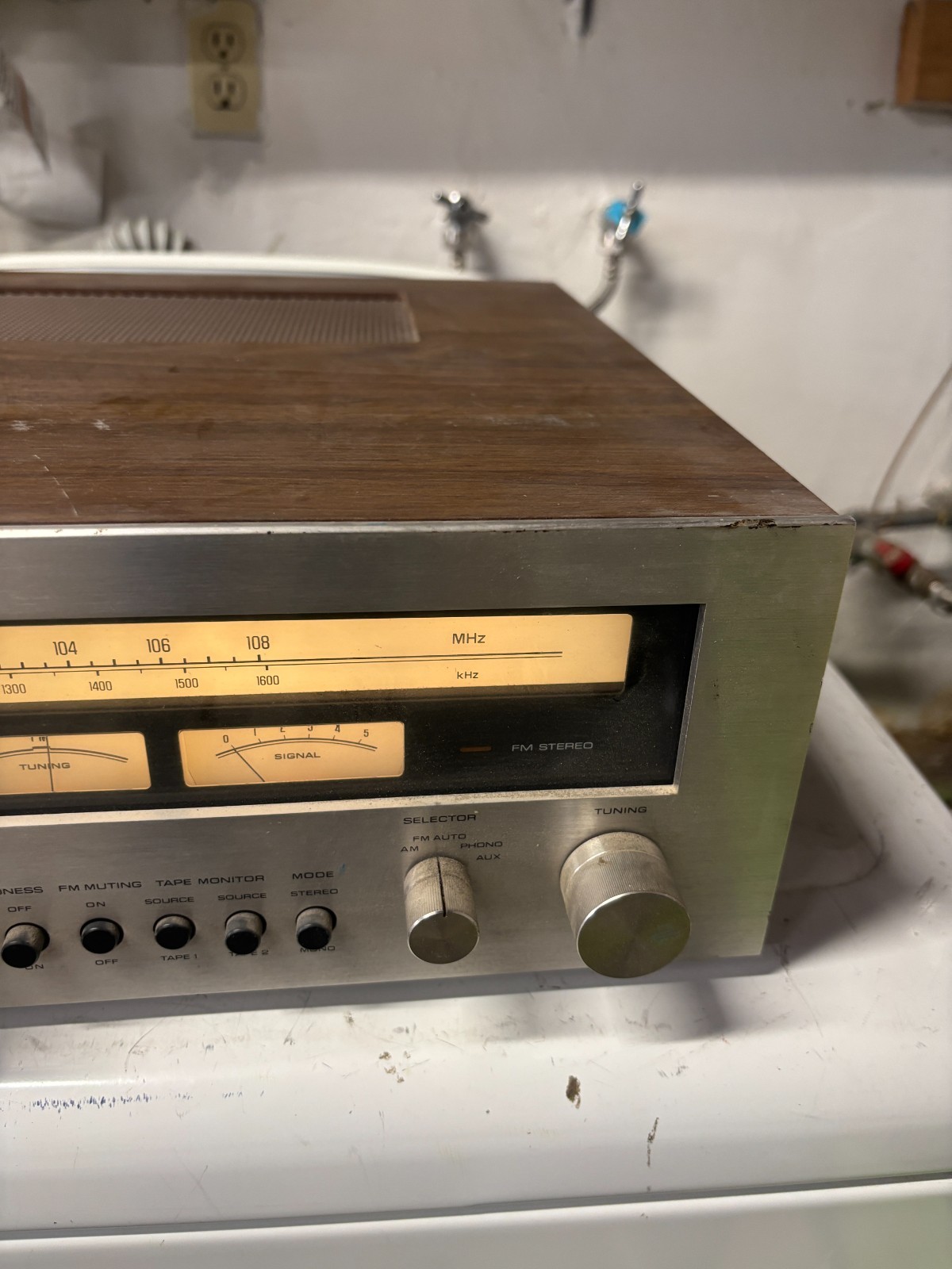 Technics AM/FM Stereo Receiver SA 5550 AM/FM Stereo Receiver (1975) Vintage