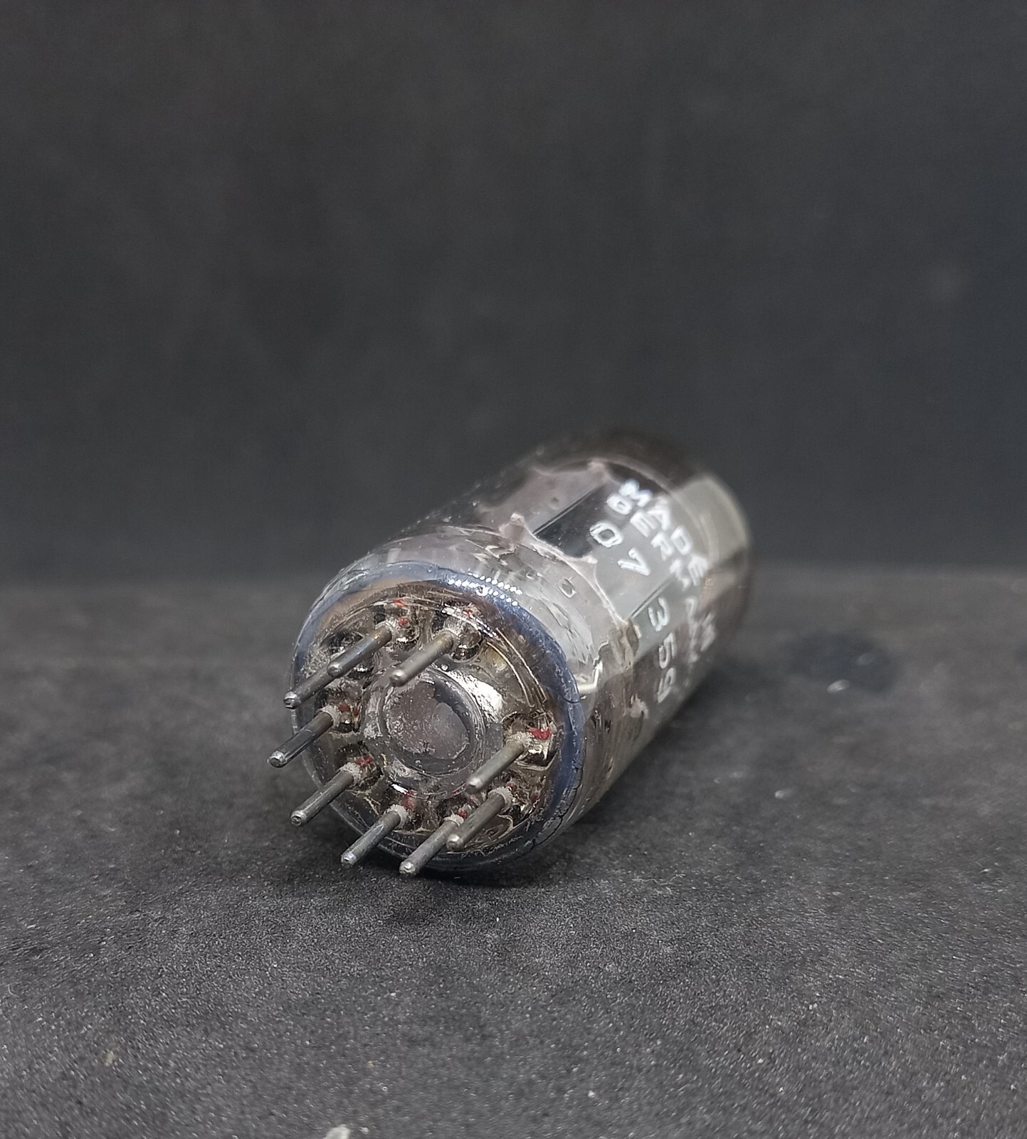 E83CC SIEMENS TUBE NOS TRIPLE MICA ECC803S ;653