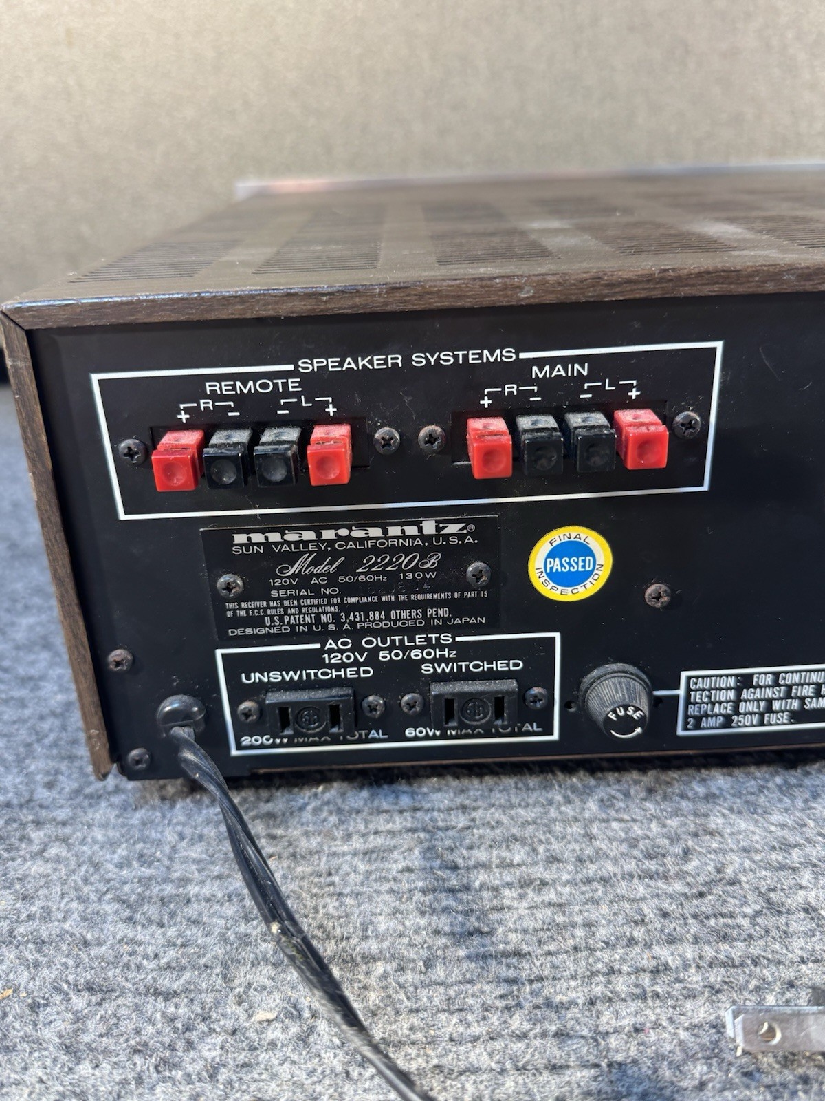 Vintage Marantz Model 2220B AM/FM Stereo Receiver — Tested & Working