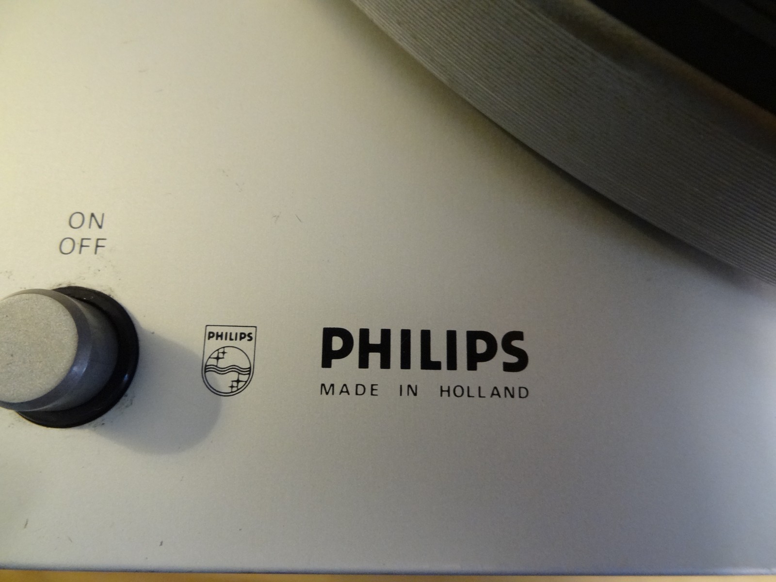 Philips Holland Electronic 312 DC Servo Belt-Drive Turntable w/Audio-Technica Ca