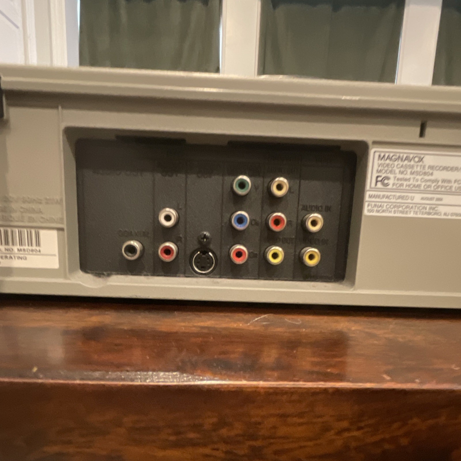 Magnavox MSD804 4-Head VCR-DVD Combo Player, VHS & DVD Playback (TO FIX/PARTS)