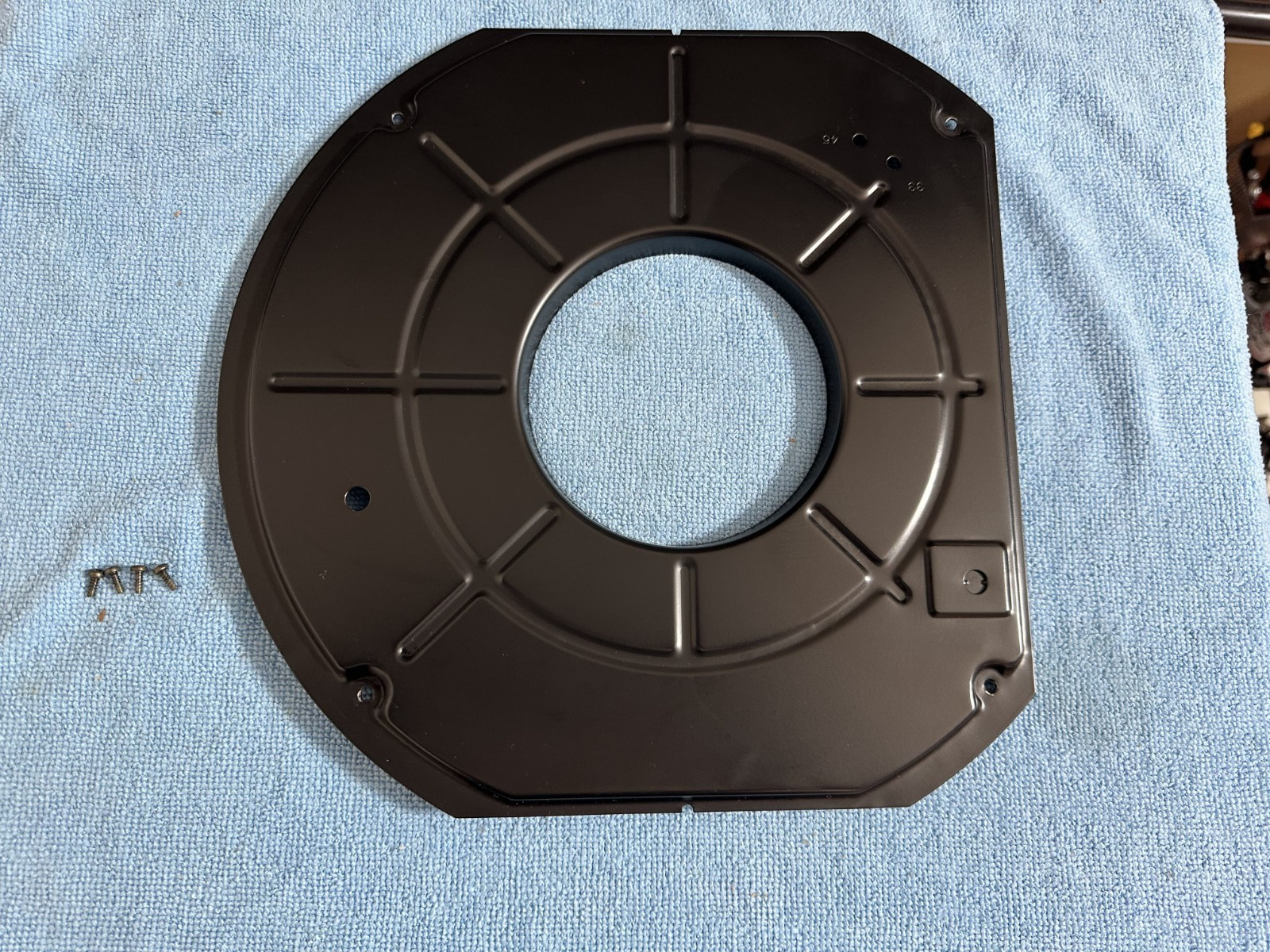 Technics SL-1600 Vintage Turntable parts Original The cover beneath the platter