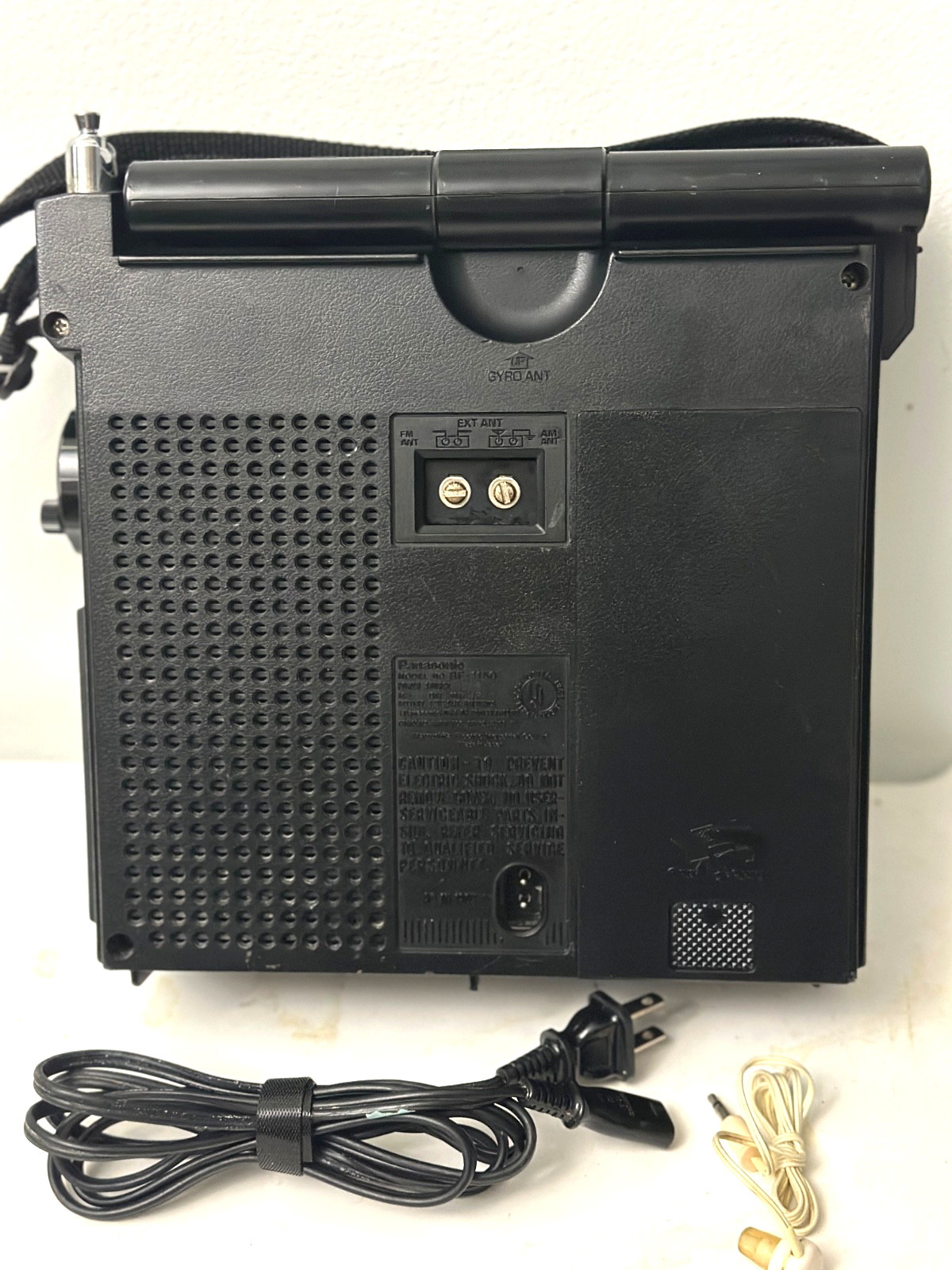Panasonic 5BAND FM/AM/ SW1-3 Receiver, Model No RF-1150 , Tested/Works.