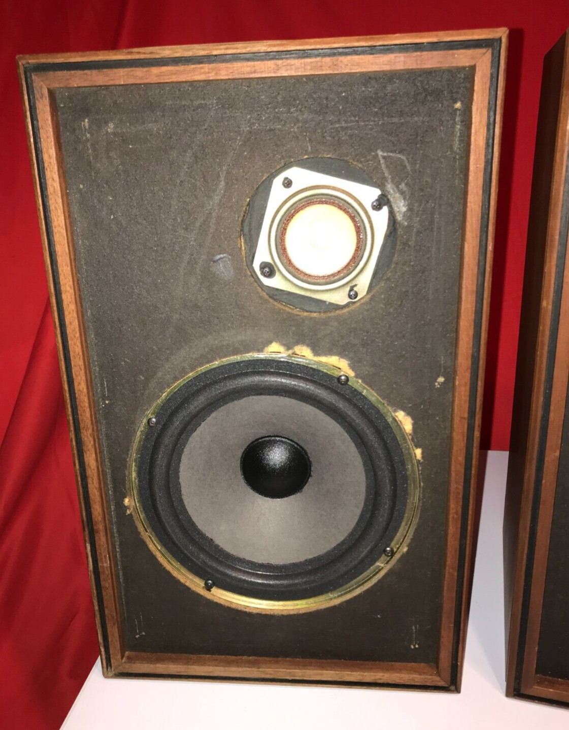 Vintage Pair Of Sony Speakers 2 Way 8″ Woofers Both Tested And Both Sound Great