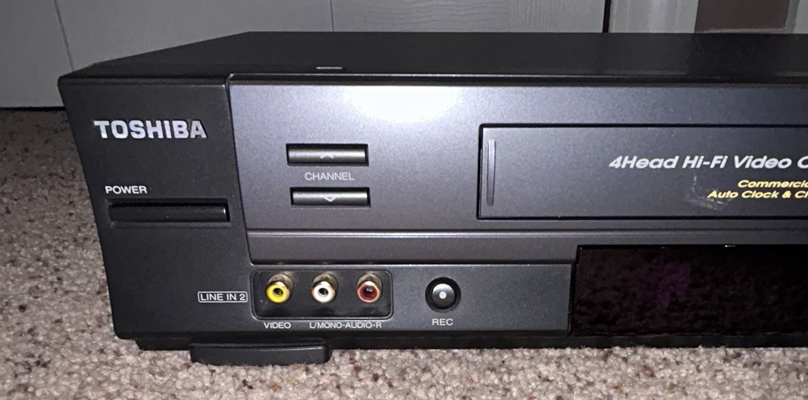Toshiba W-622 4-Head Hi-Fi VHS VCR Player Recorder Mint Conditions!! Bundle
