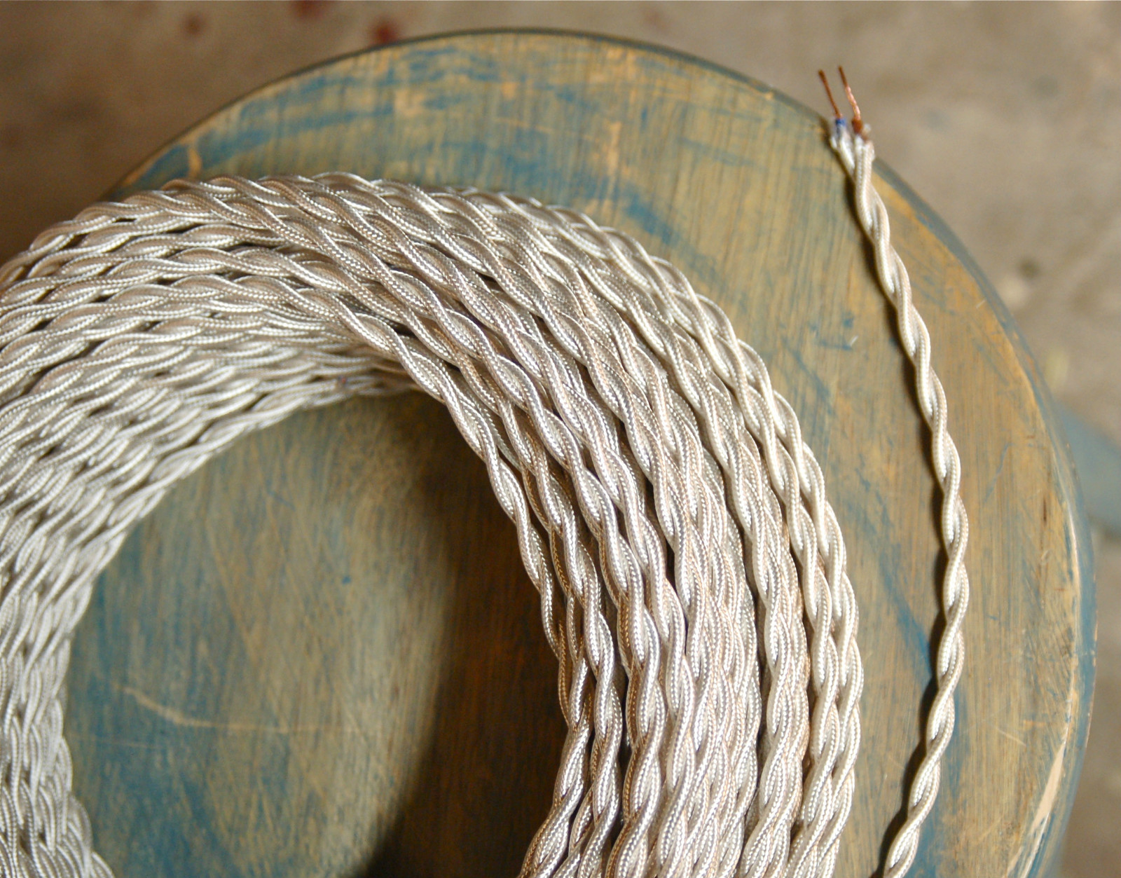 8′ Twisted Cloth Covered Wire & Plug, Vintage Light Rewire Kit, Lamp Cord, rayon