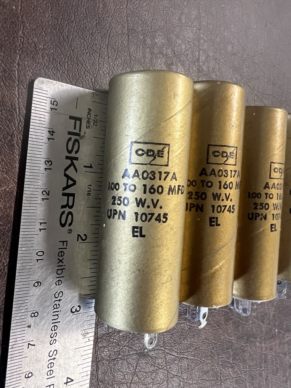 Lot of 7 Vintage CDE Cornell-Dubilier AA0317A Gold Capacitors 100-160 MFD NOS