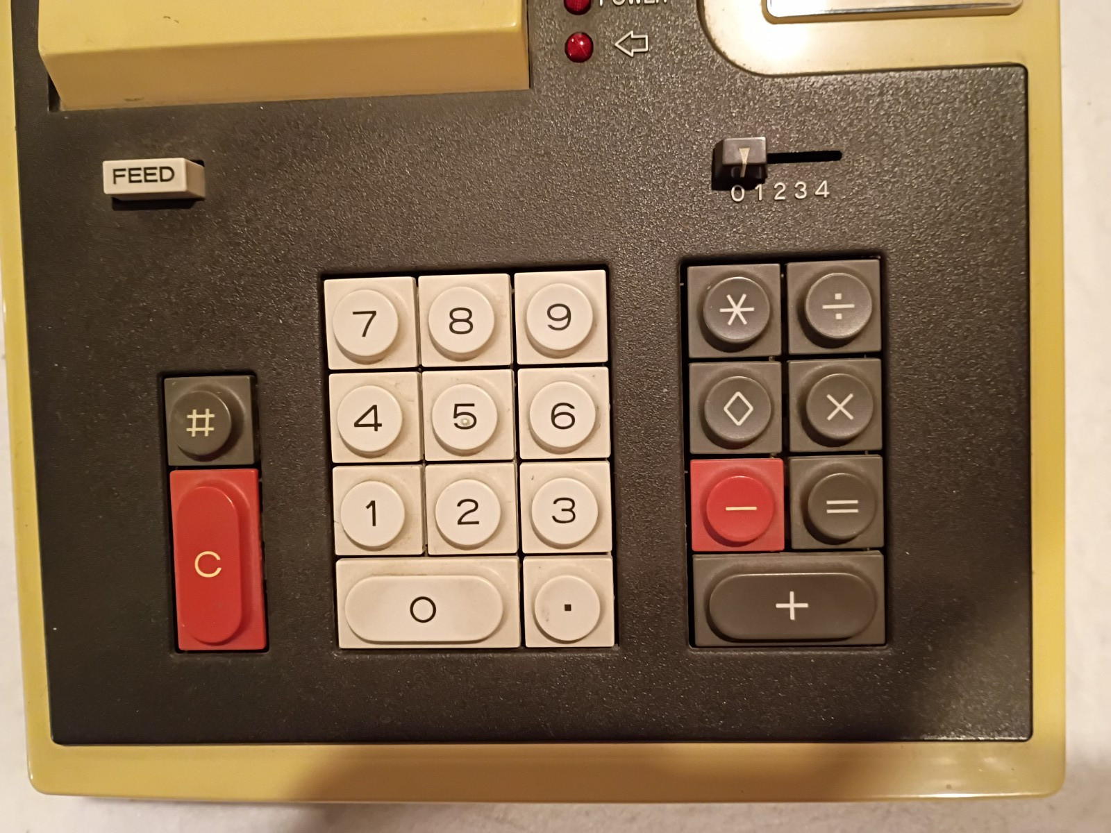 Vintage UniCom 1000 P Electronic Calculator Works! Bundled w/ 11 Extra Add Rolls