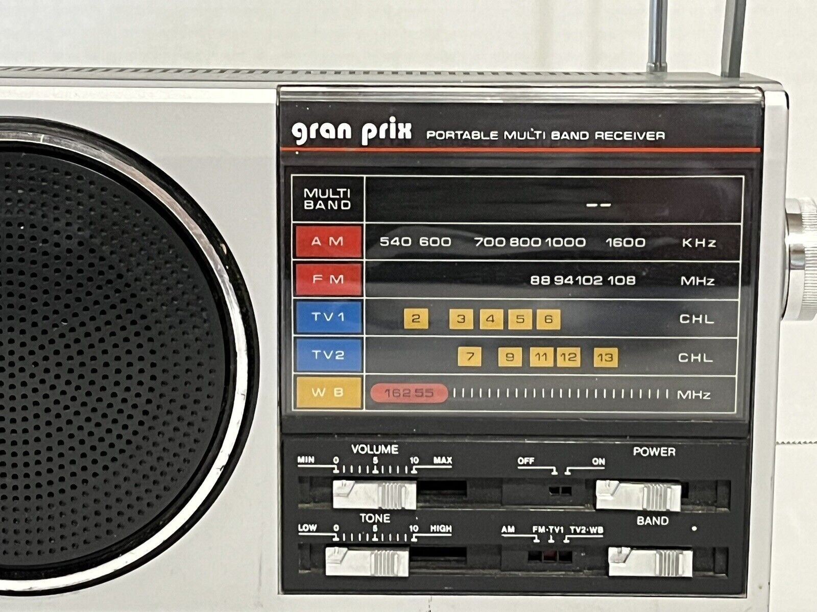 Gran Prix A330 Portable Multi Band Receiver Radio With Jack- Battery/electric
