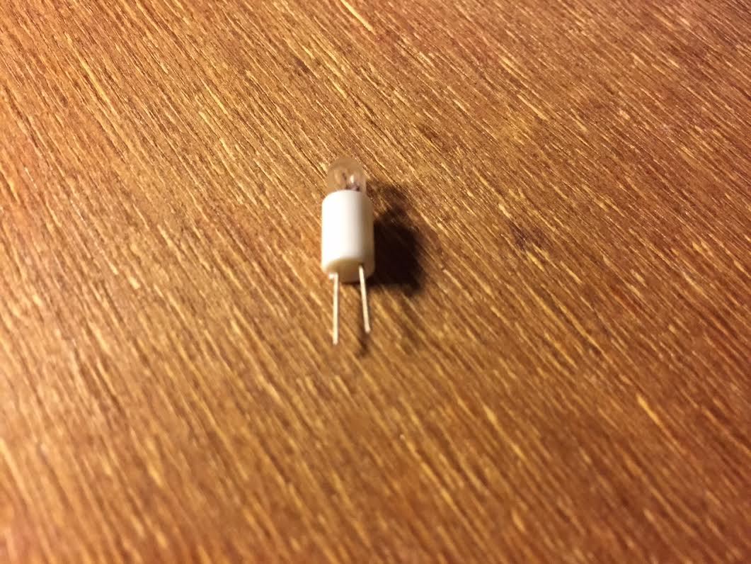 10 Bi-Pin RECEIVER 8V-40mA-2275 /105B-125-104-2240-2240B /Marantz Function LAMPS