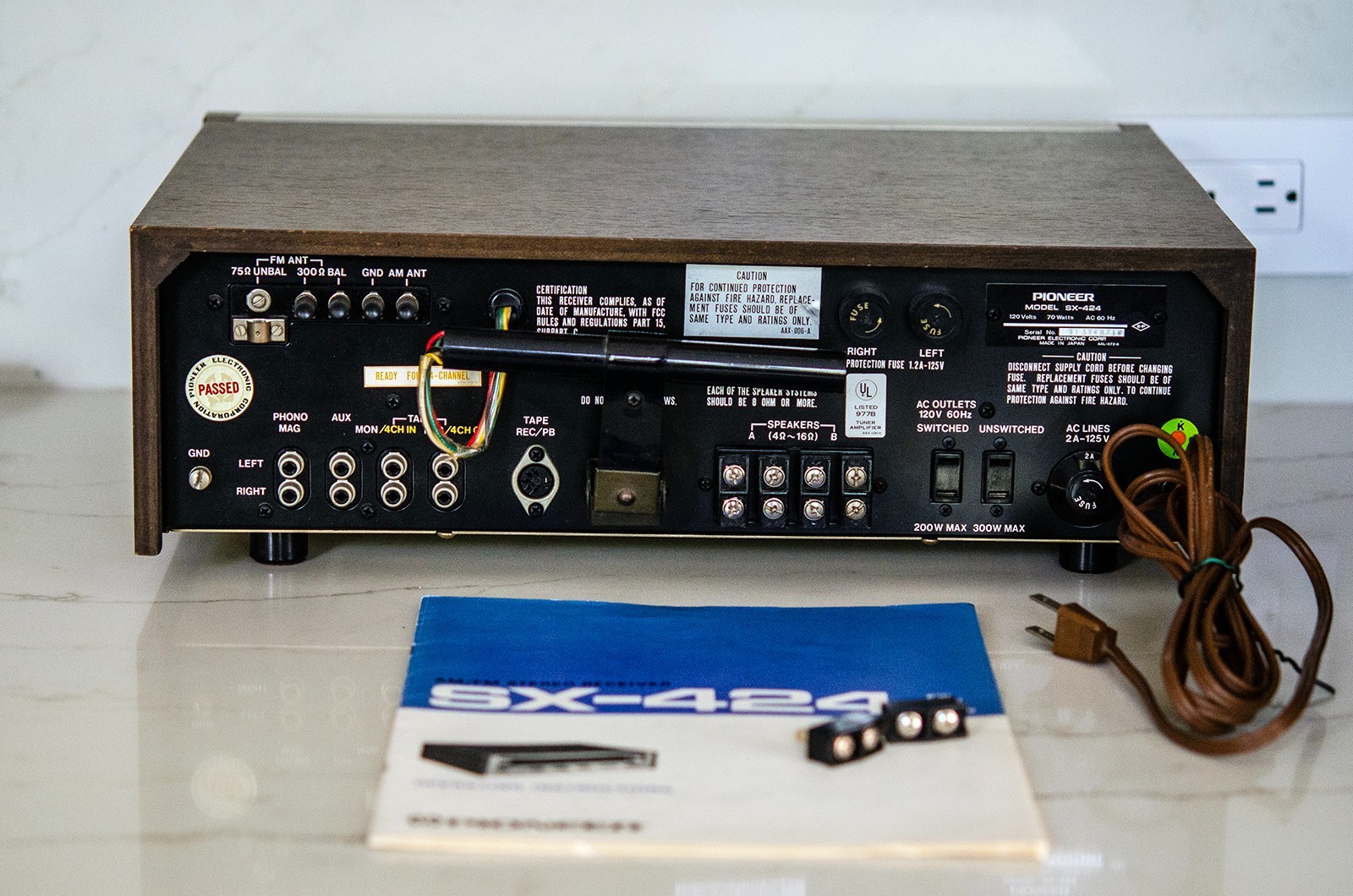 Vintage Pioneer SX-424 Stereo Receiver Super Clean w/ Manual & Speaker Plugs